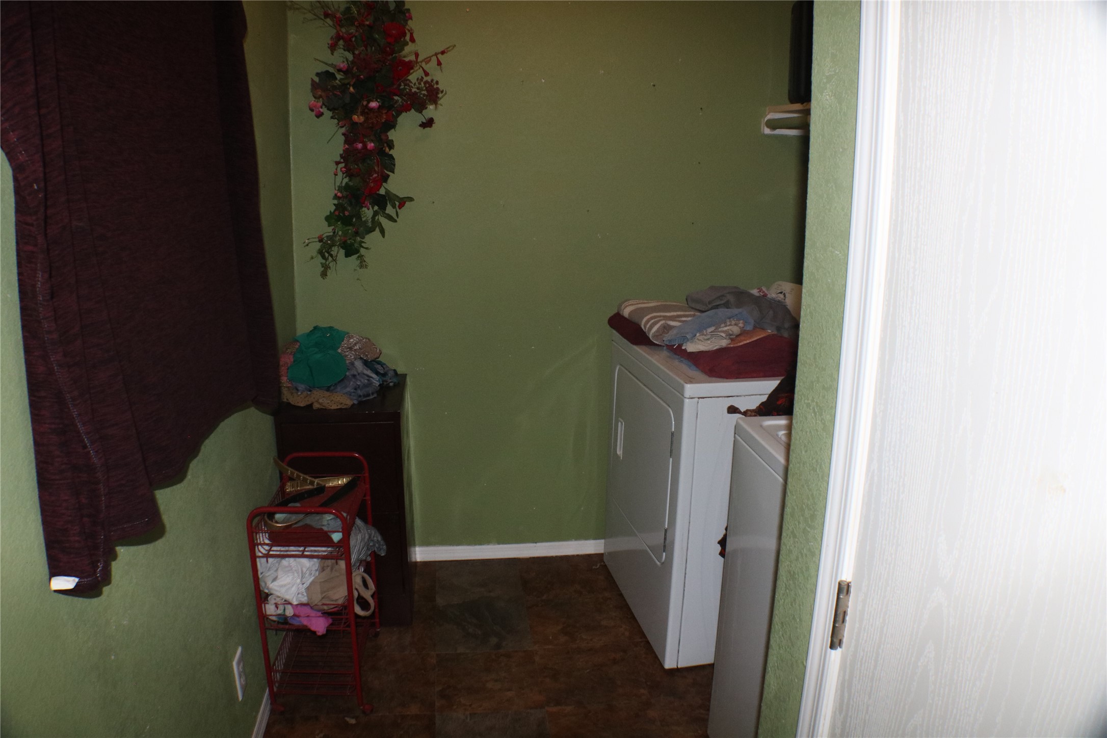 9401 Hillis Street Property Photo 20