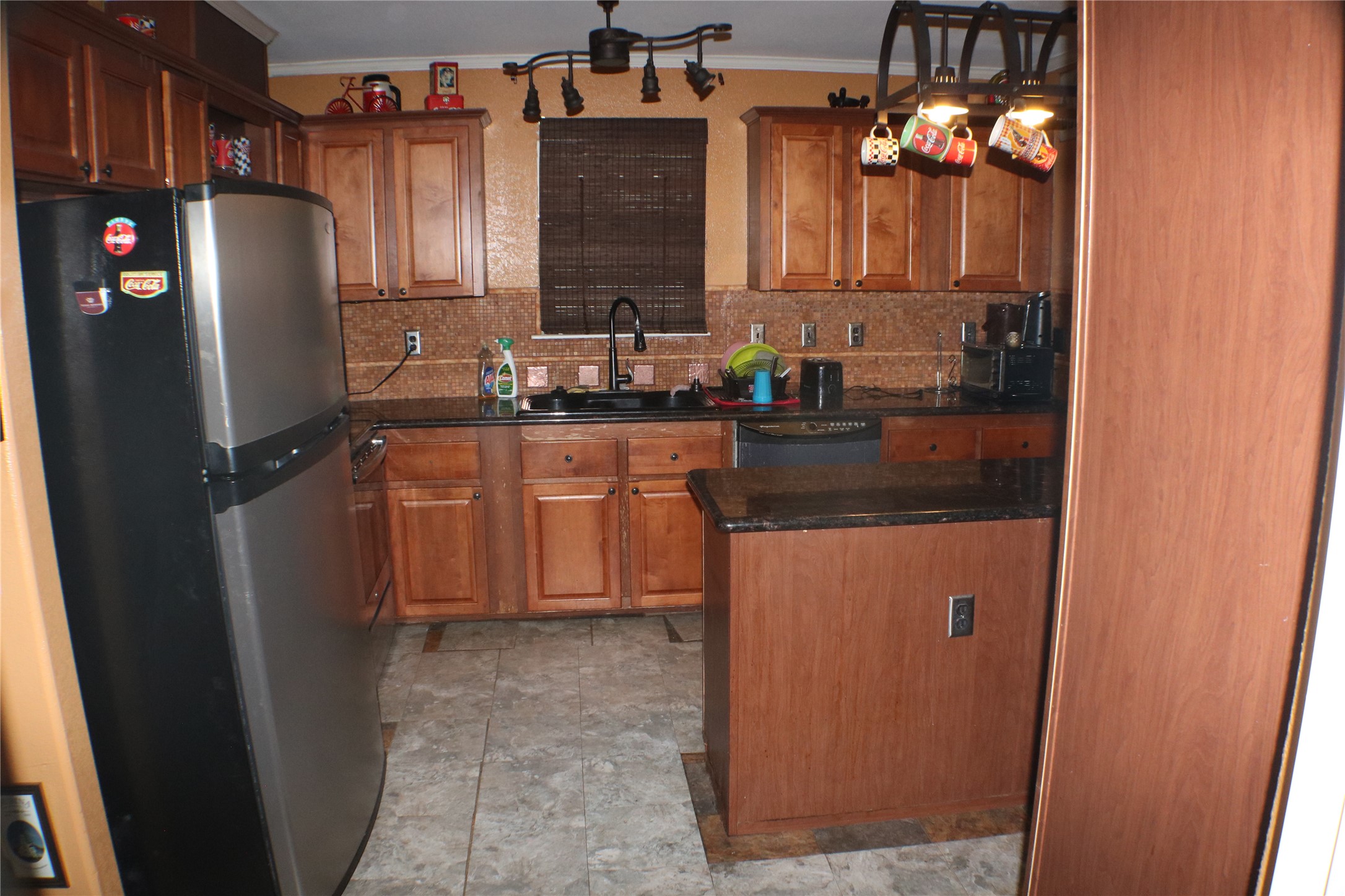 9401 Hillis Street Property Photo 29
