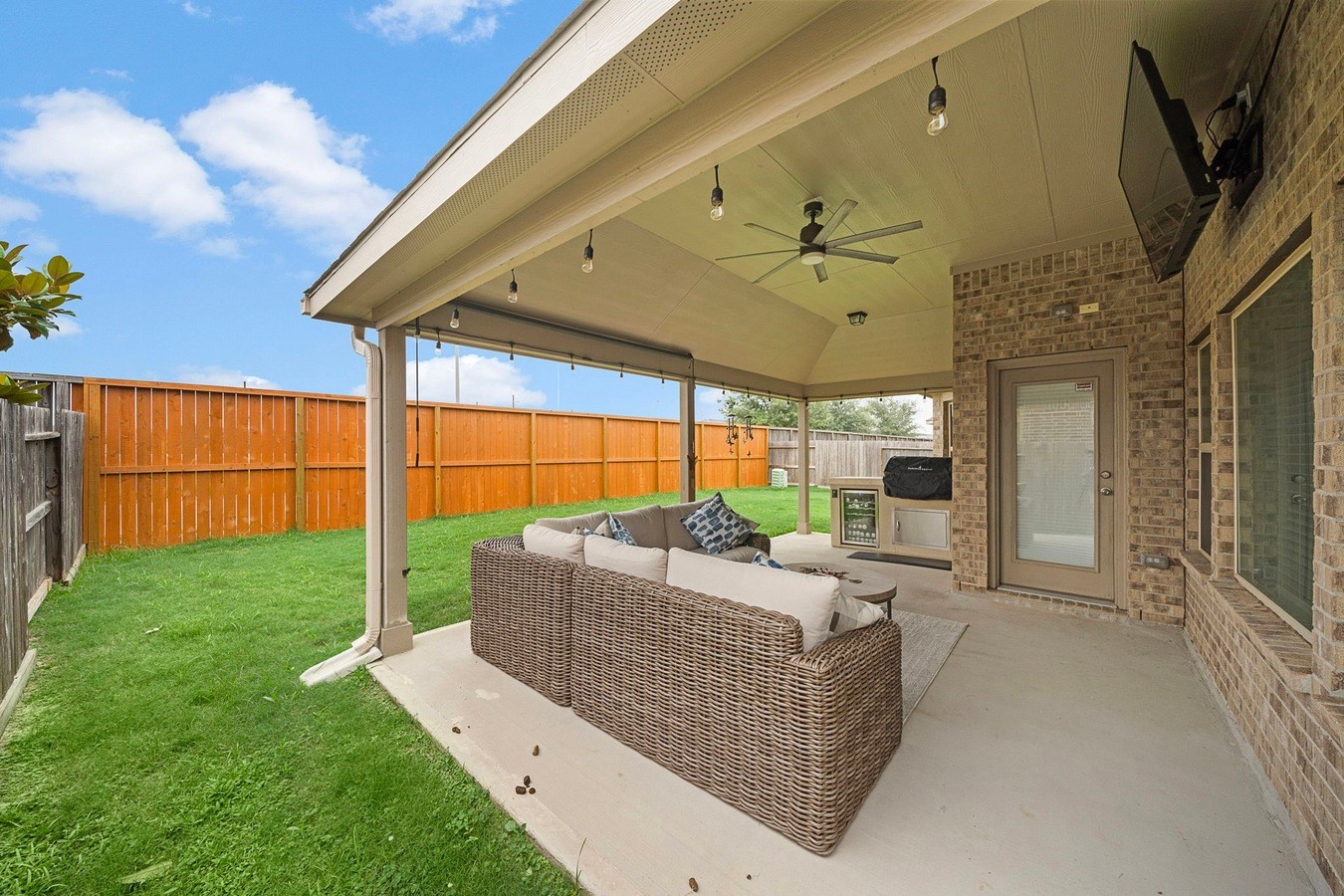 23706 Via Viale Drive Property Photo 19