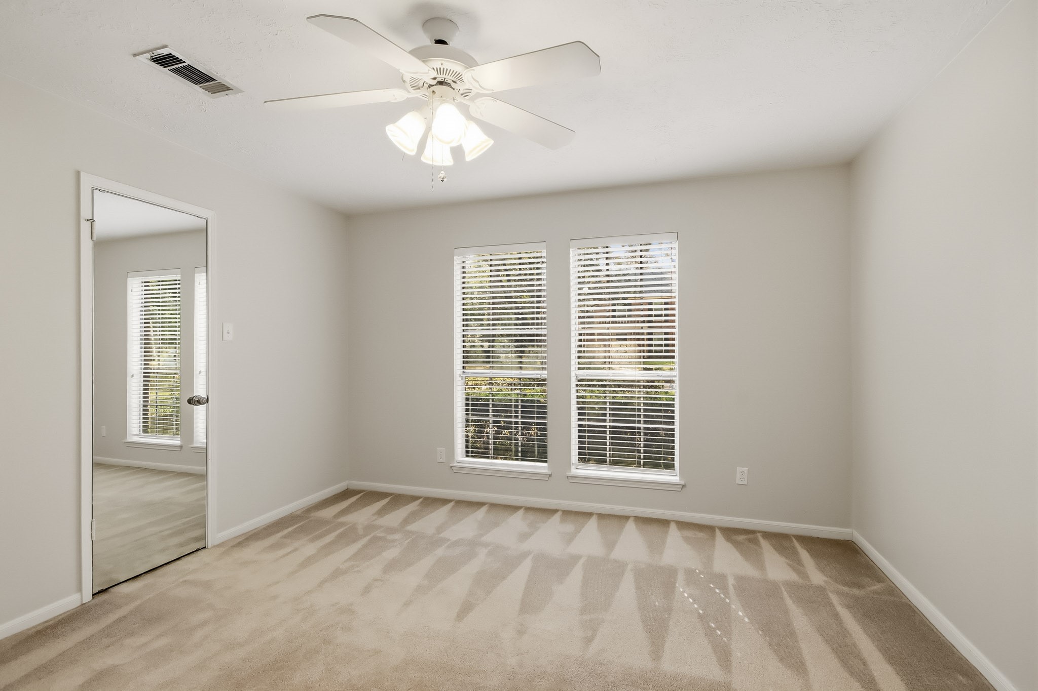 3519 Oak Lake Drive Property Photo 15