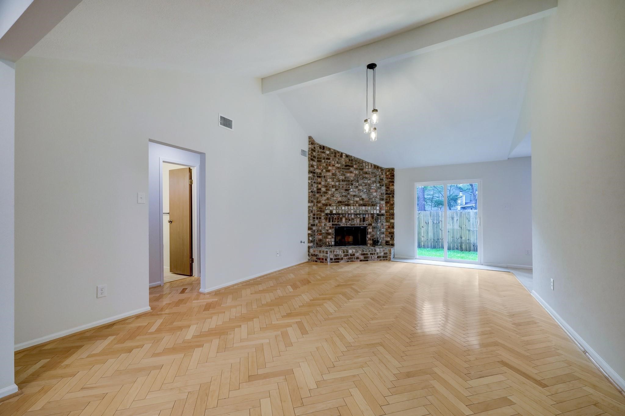 34 N High Oaks Property Photo 5