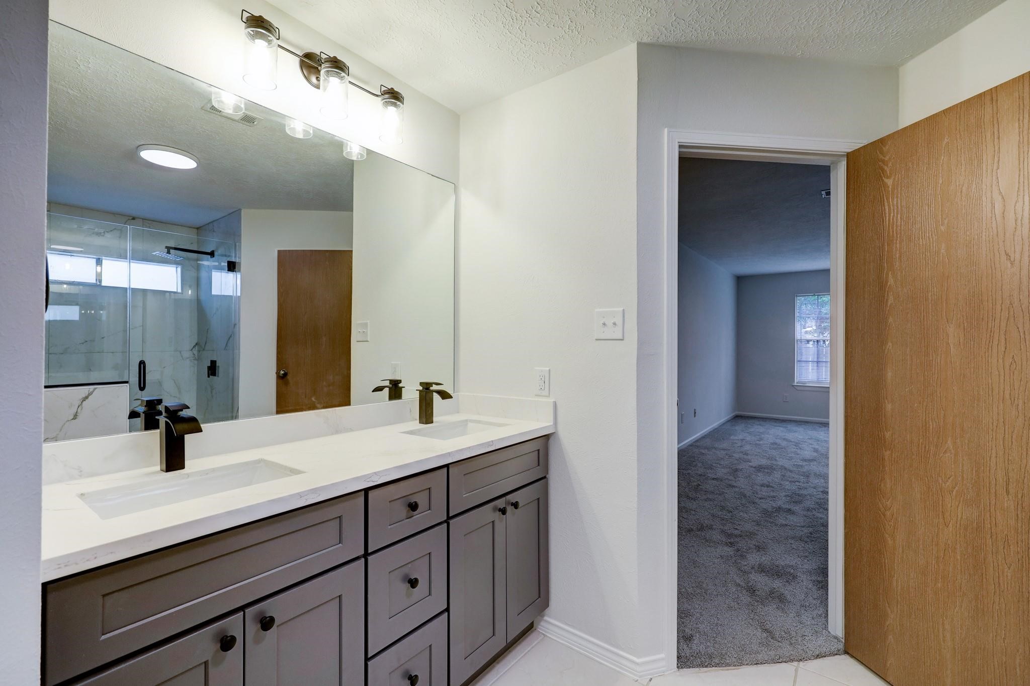 34 N High Oaks Property Photo 10
