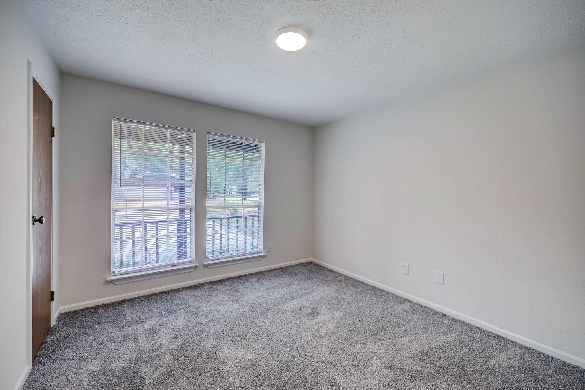 34 N High Oaks Property Photo 12