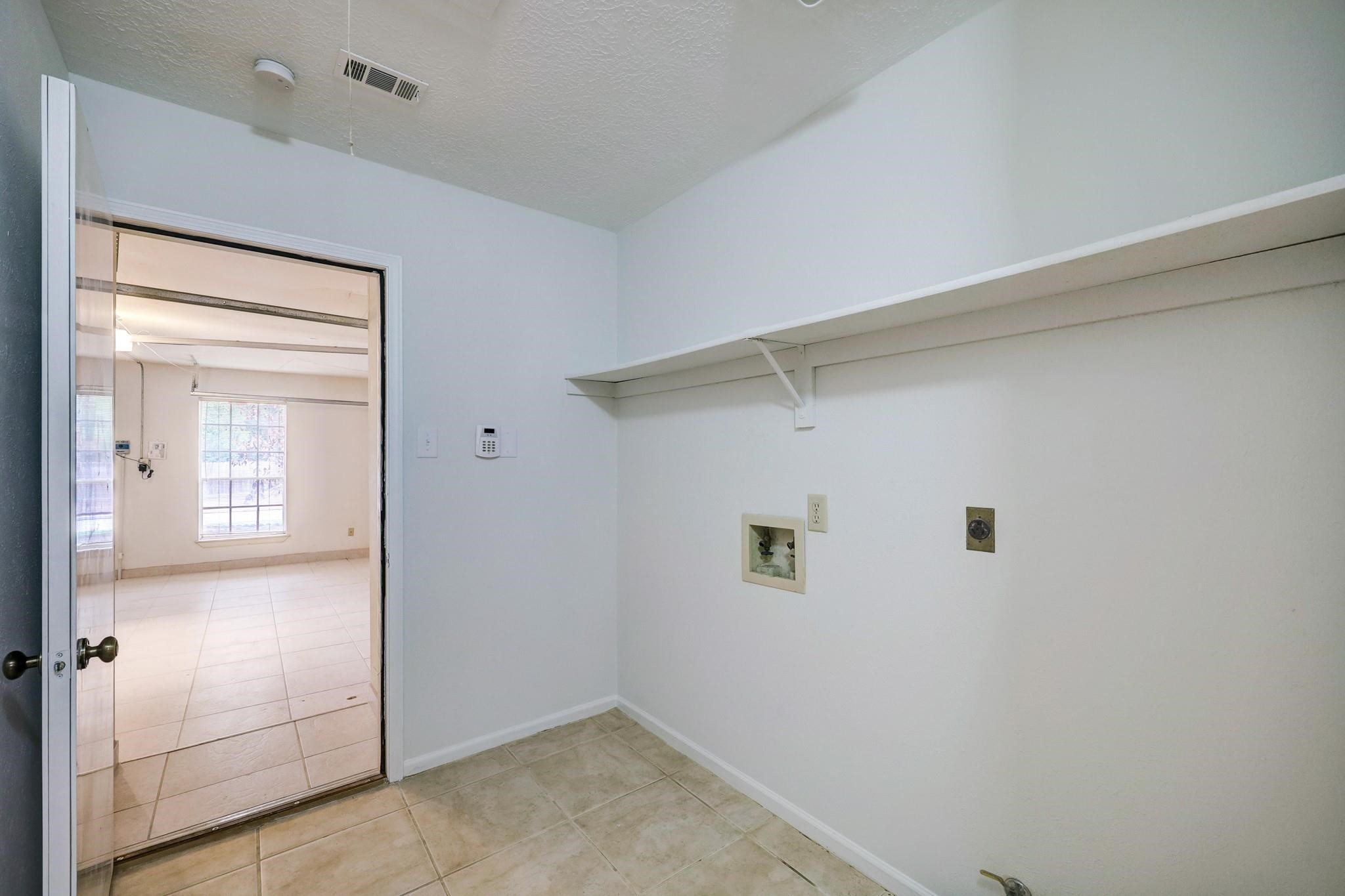 34 N High Oaks Property Photo 16