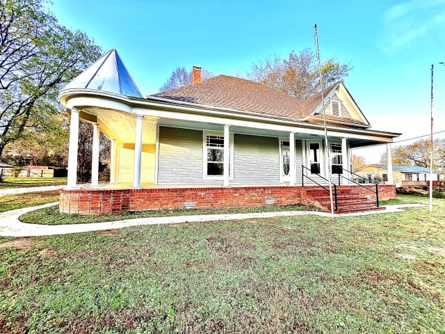 208 Daingerfield Street Property Photo 1