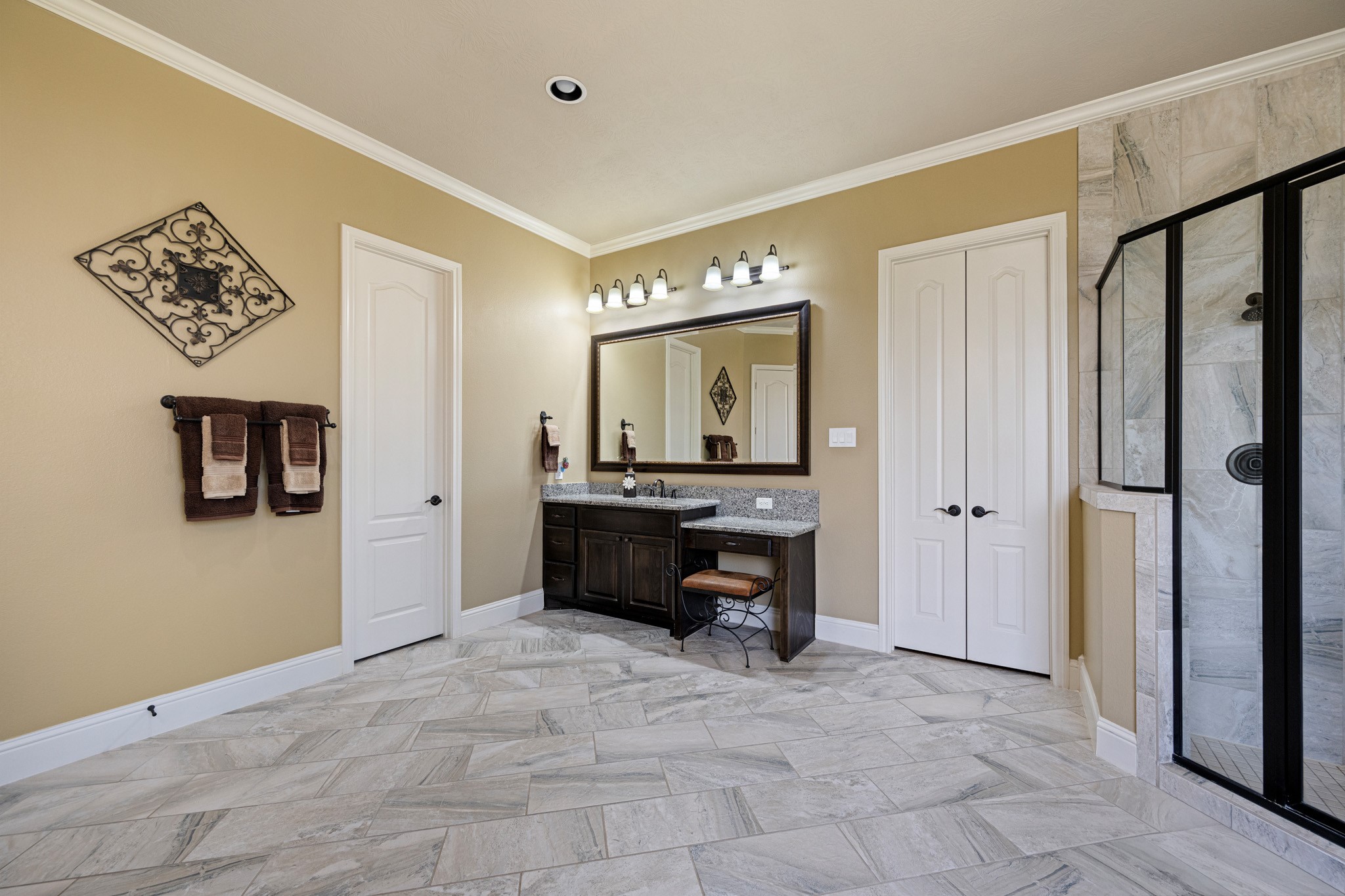11503 Domina Street Property Photo 24