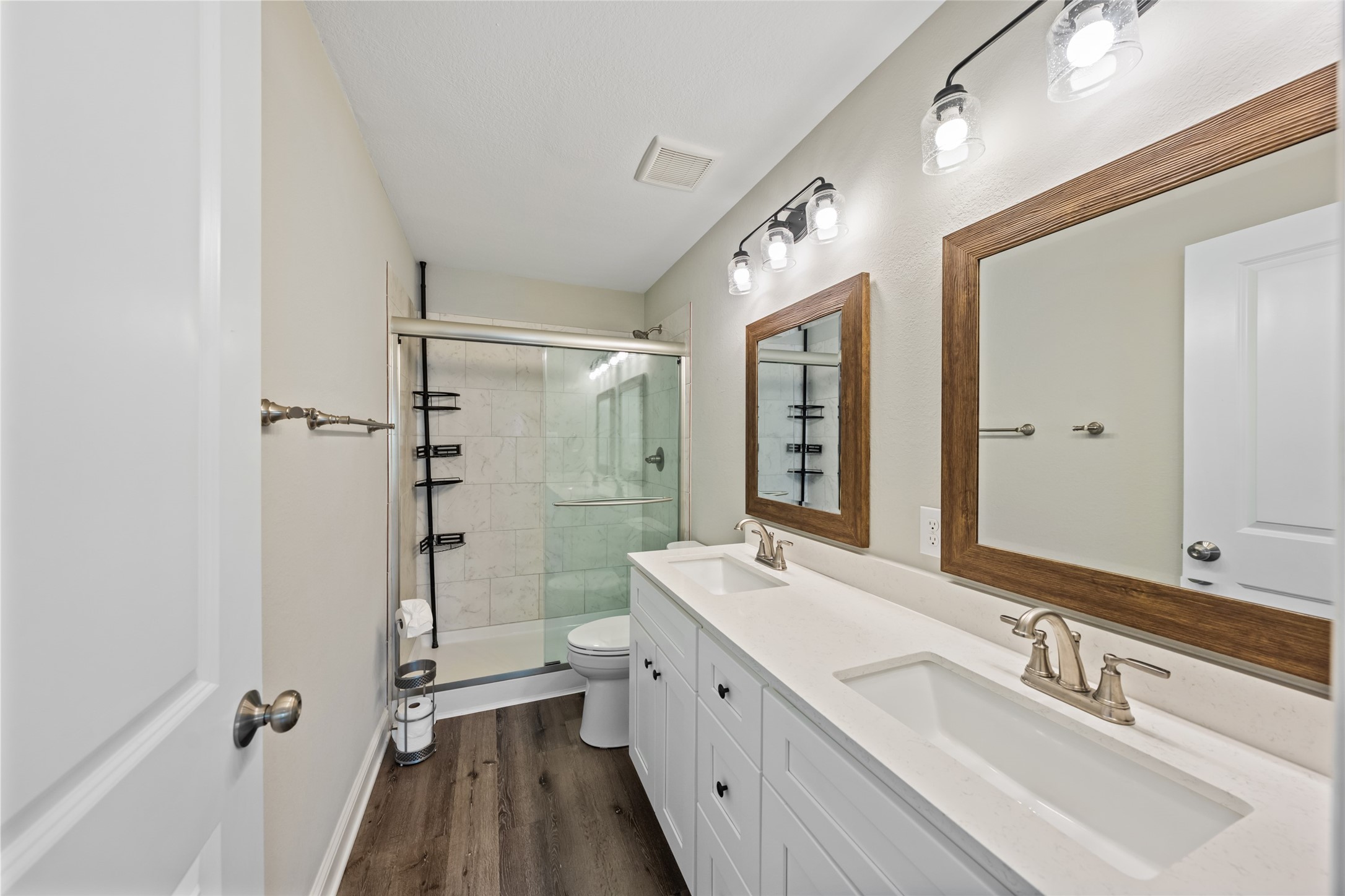 15843 Oak Drive Property Photo 22