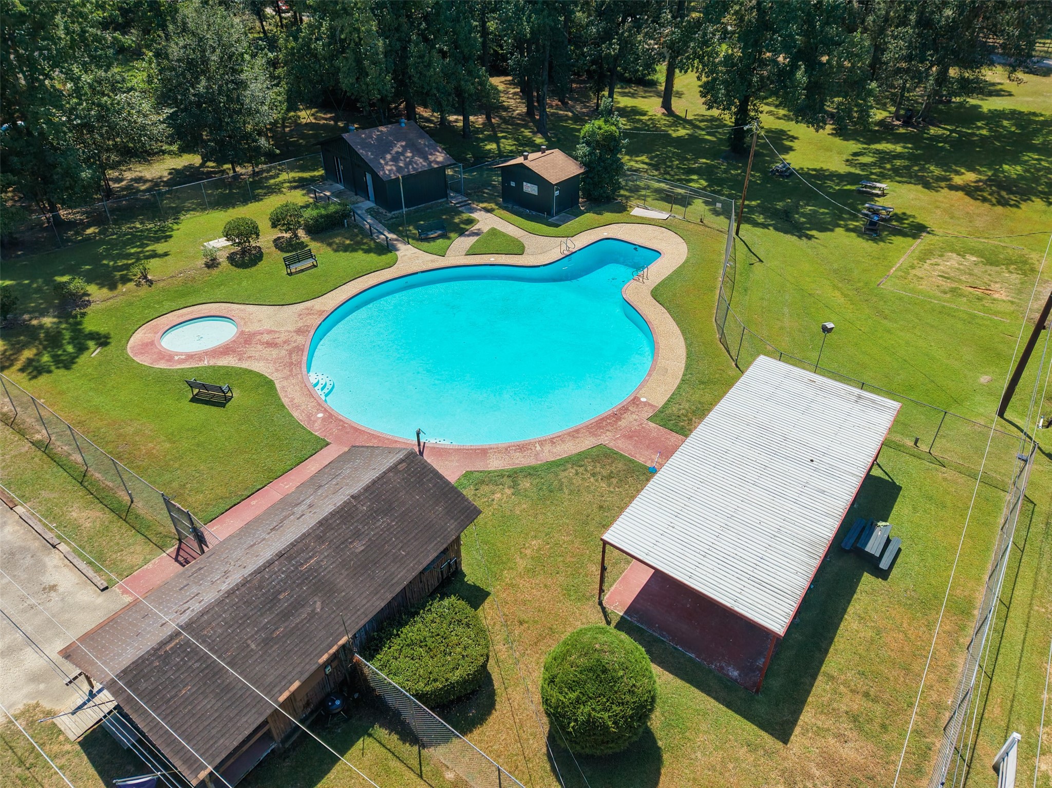15843 Oak Drive Property Photo 32