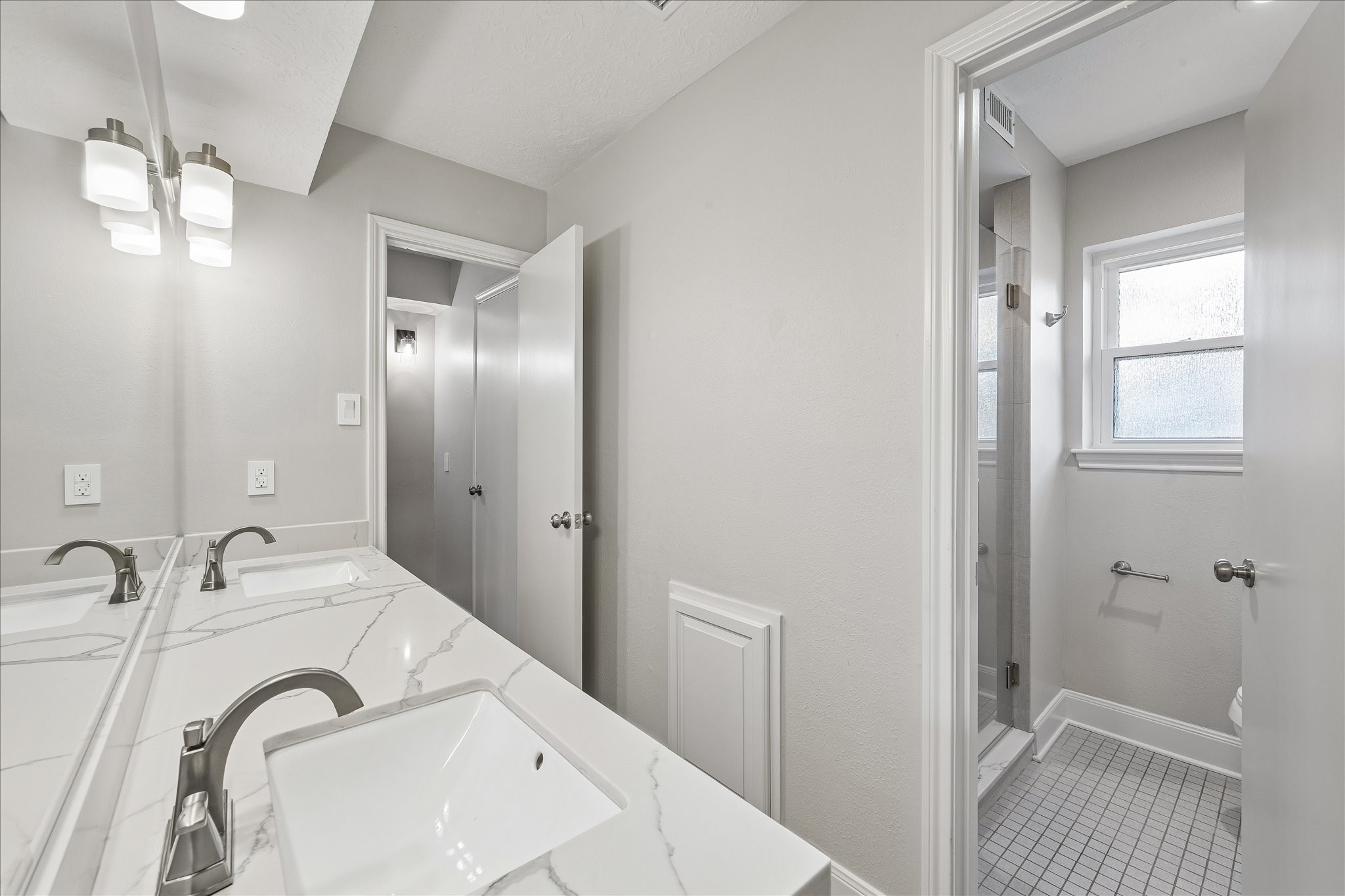 4027 Rolling Terrace Drive Property Photo 22