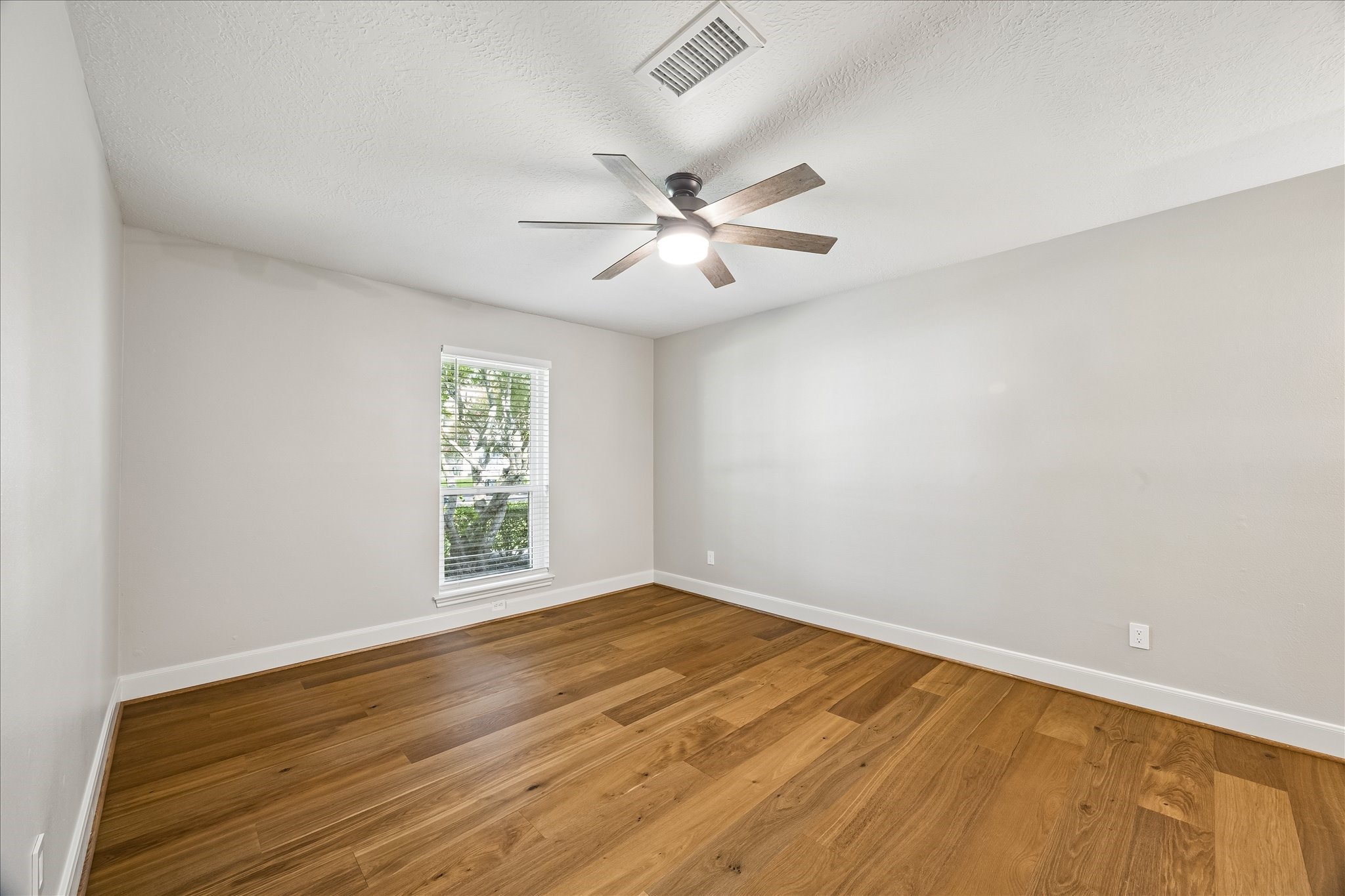 4027 Rolling Terrace Drive Property Photo 23