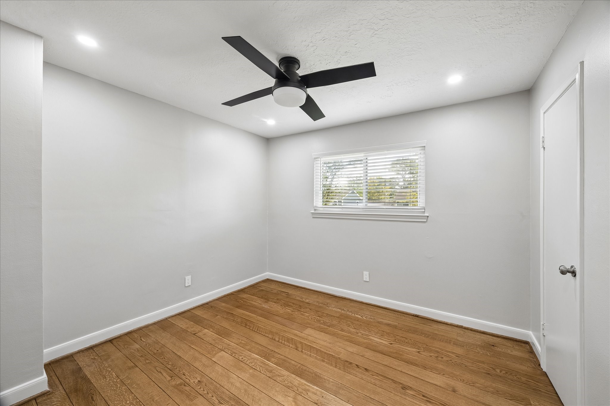 4027 Rolling Terrace Drive Property Photo 31