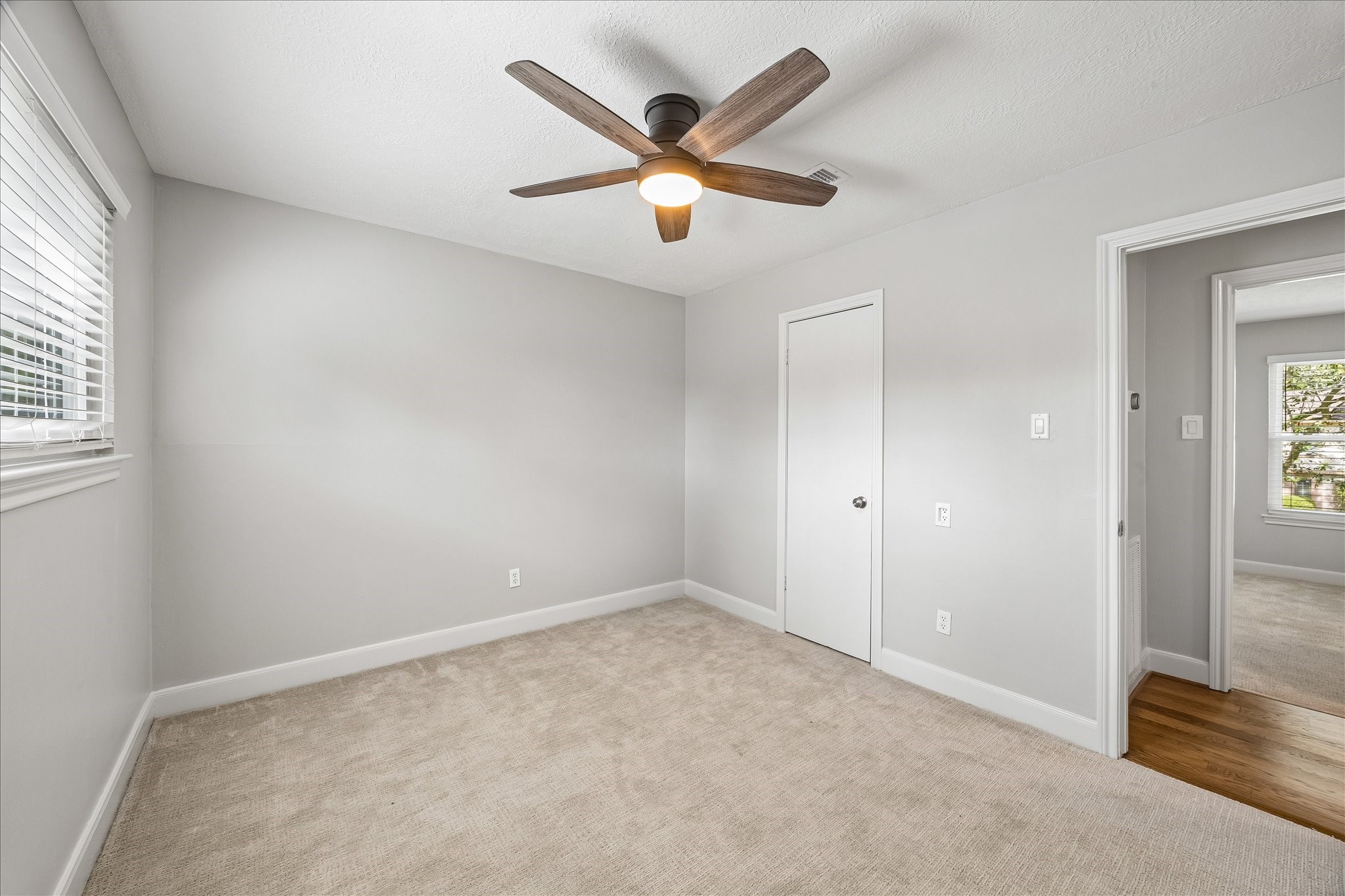 4027 Rolling Terrace Drive Property Photo 32