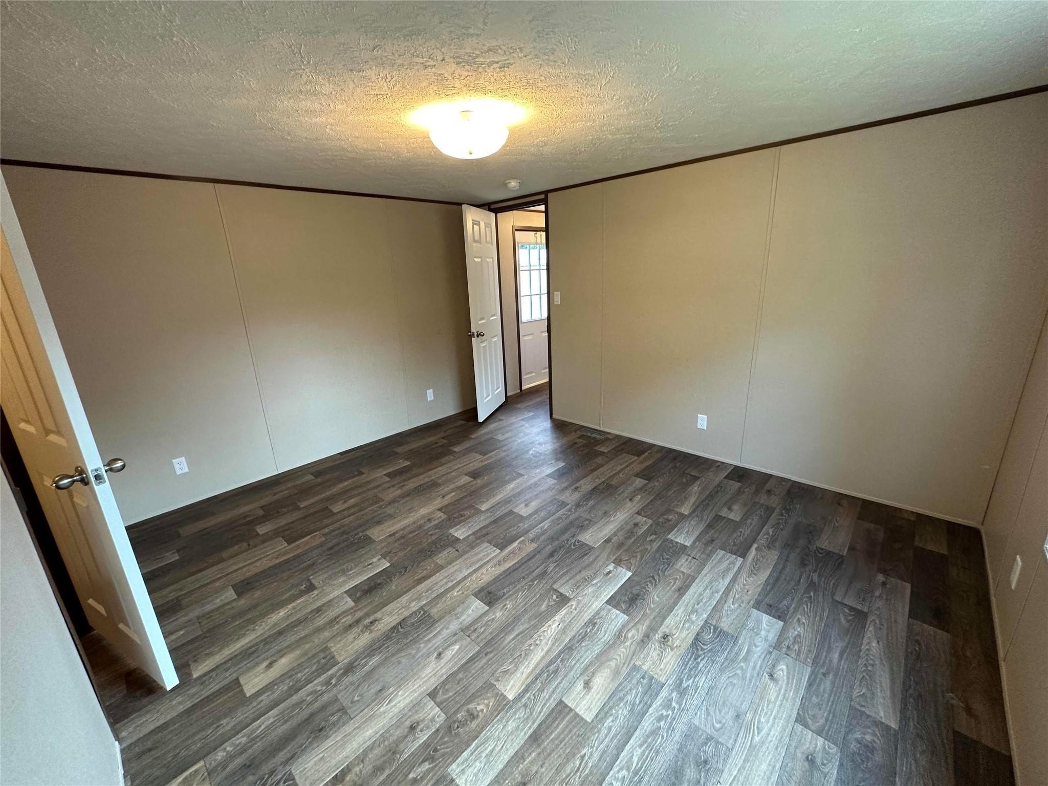 14558 Enchanted Waters Drive Property Photo 9