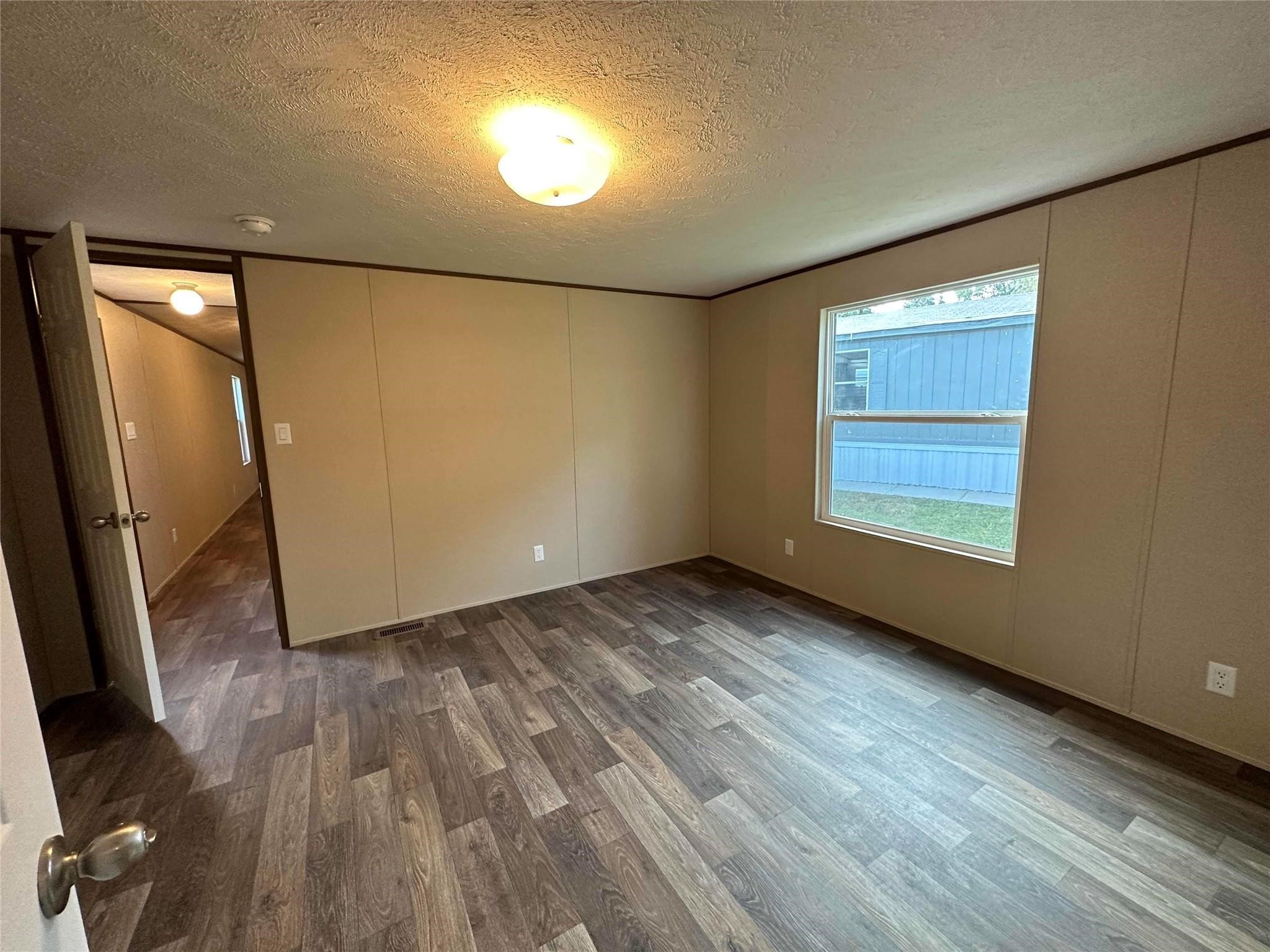 14558 Enchanted Waters Drive Property Photo 13