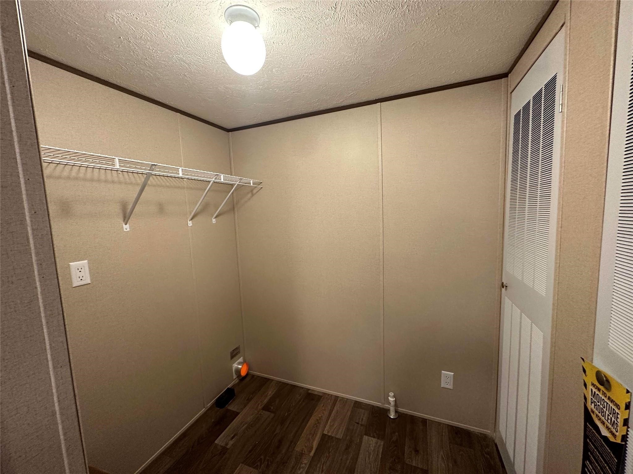 14558 Enchanted Waters Drive Property Photo 16