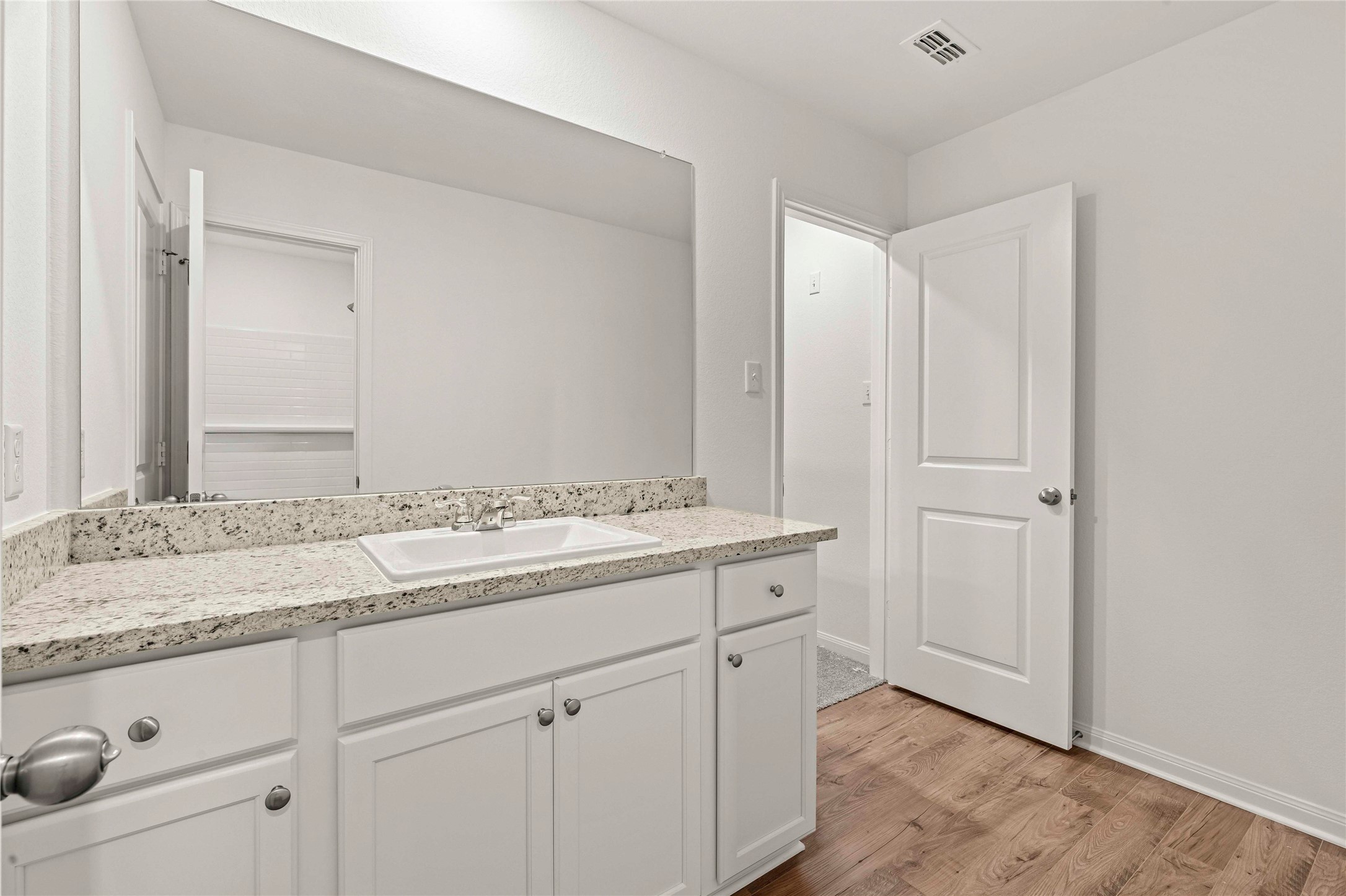 23063 Glory Orchid Drive Property Photo 16