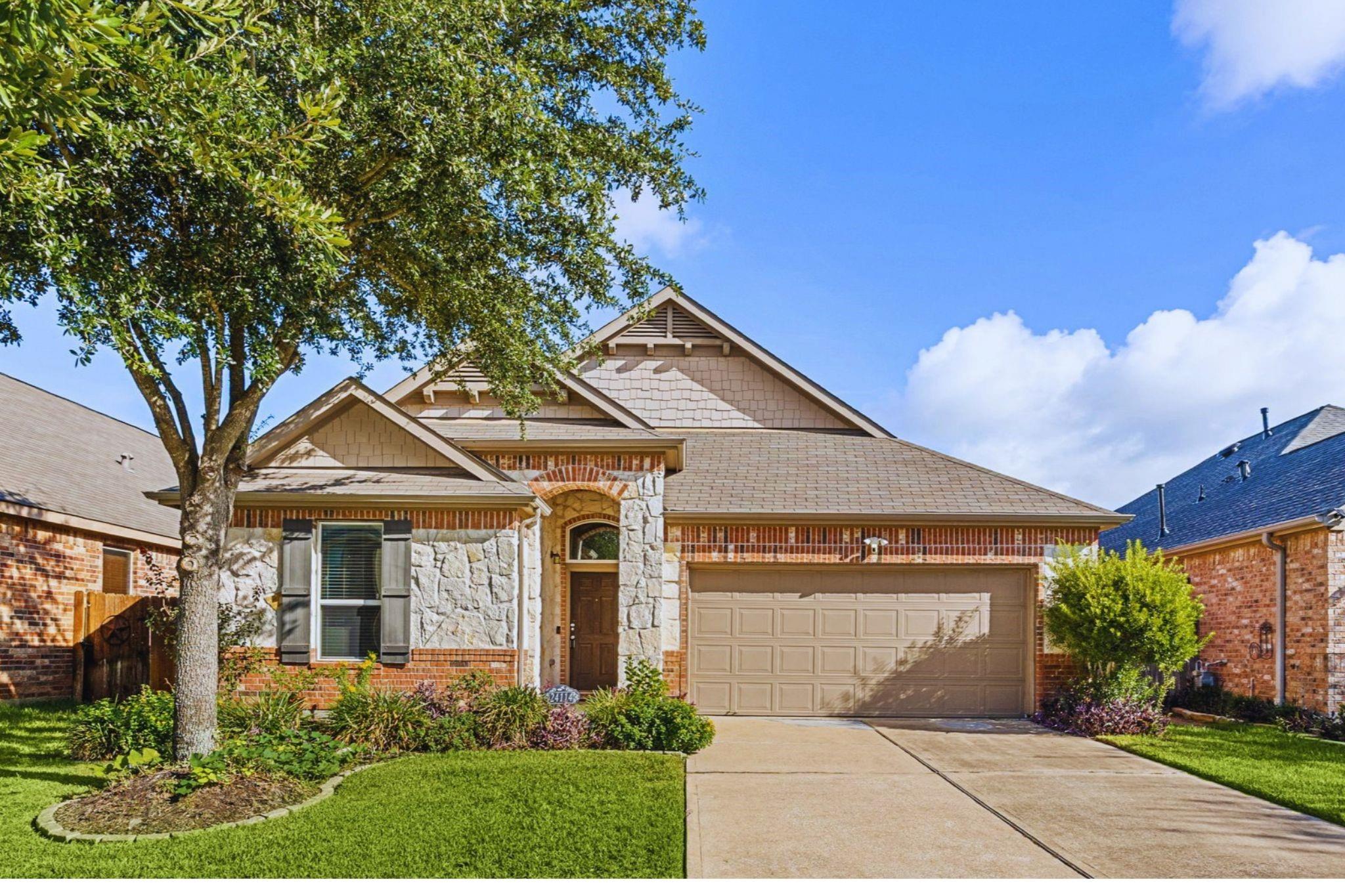 24114 Buffalo Cove Lane Property Photo 1