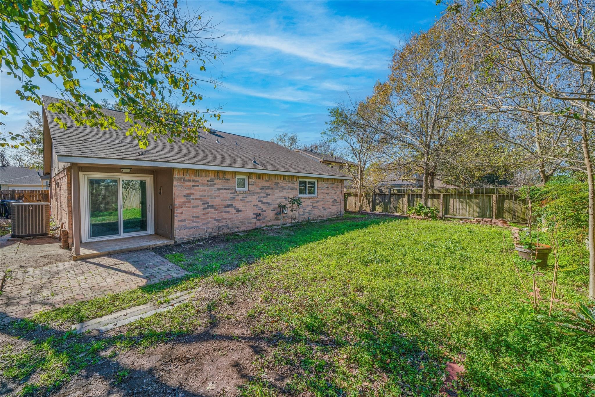 20230 Regents Corner Drive Property Photo 3