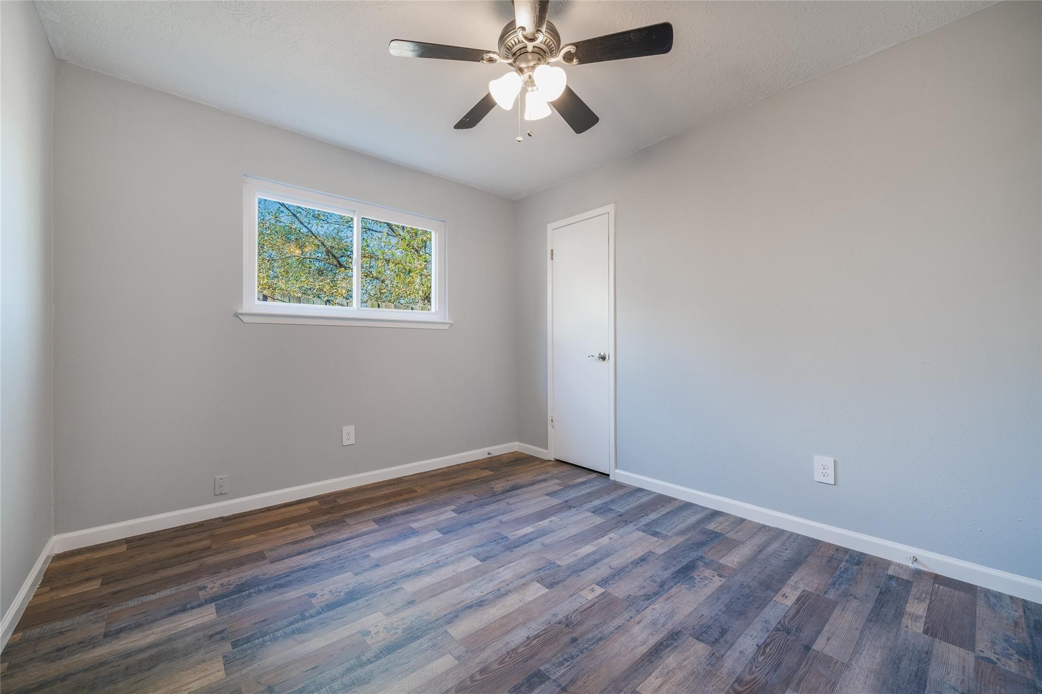 20230 Regents Corner Drive Property Photo 9