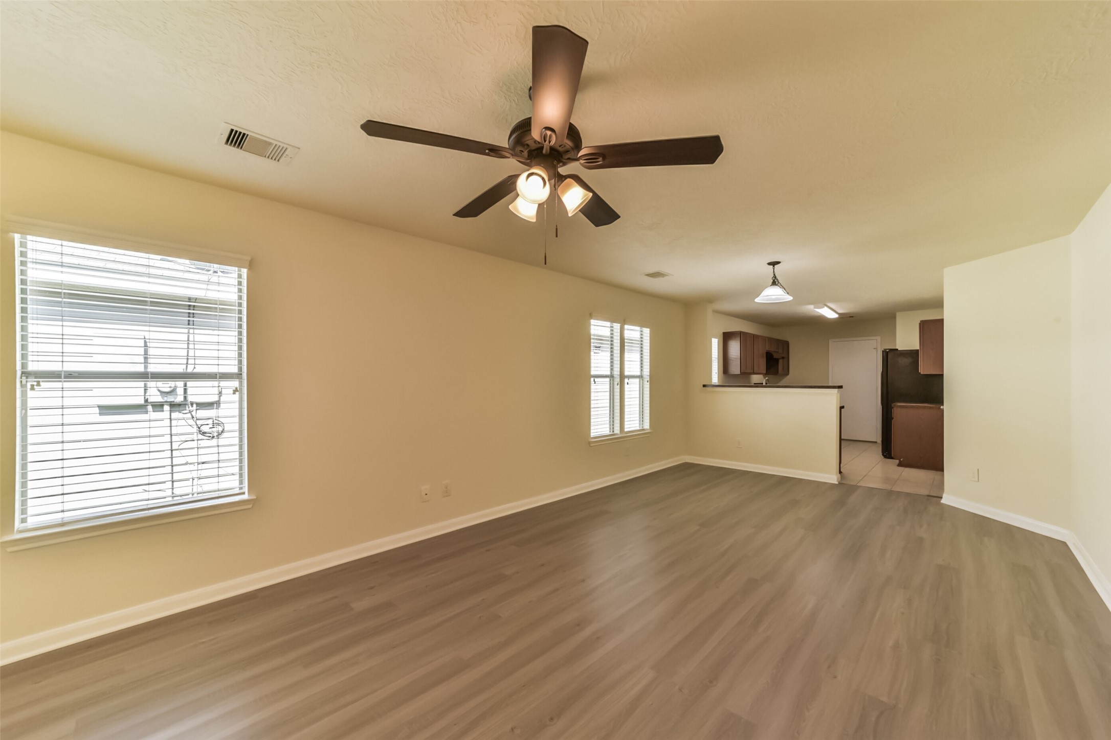 1231 Grassy View Drive Property Photo 5