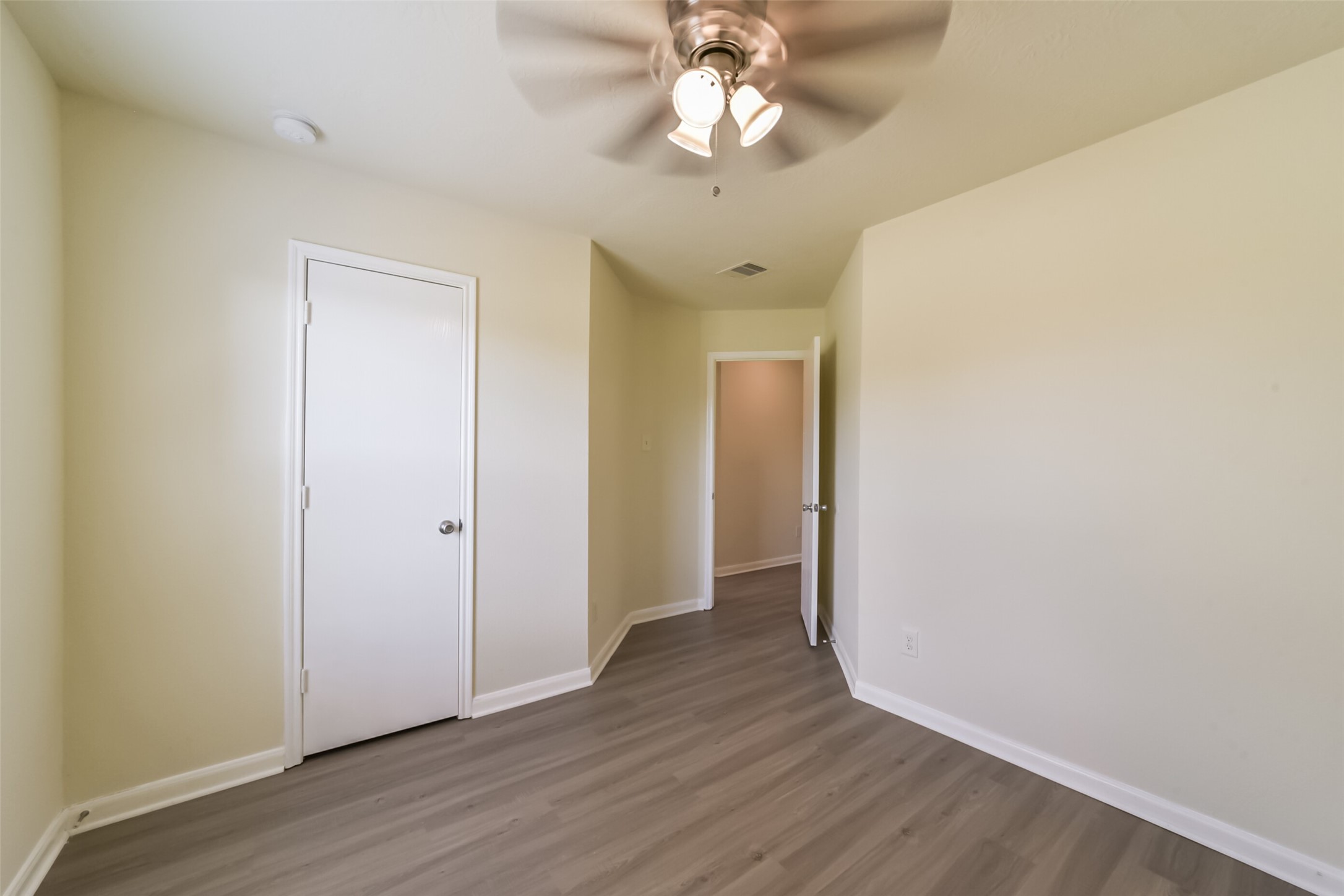 1231 Grassy View Drive Property Photo 19