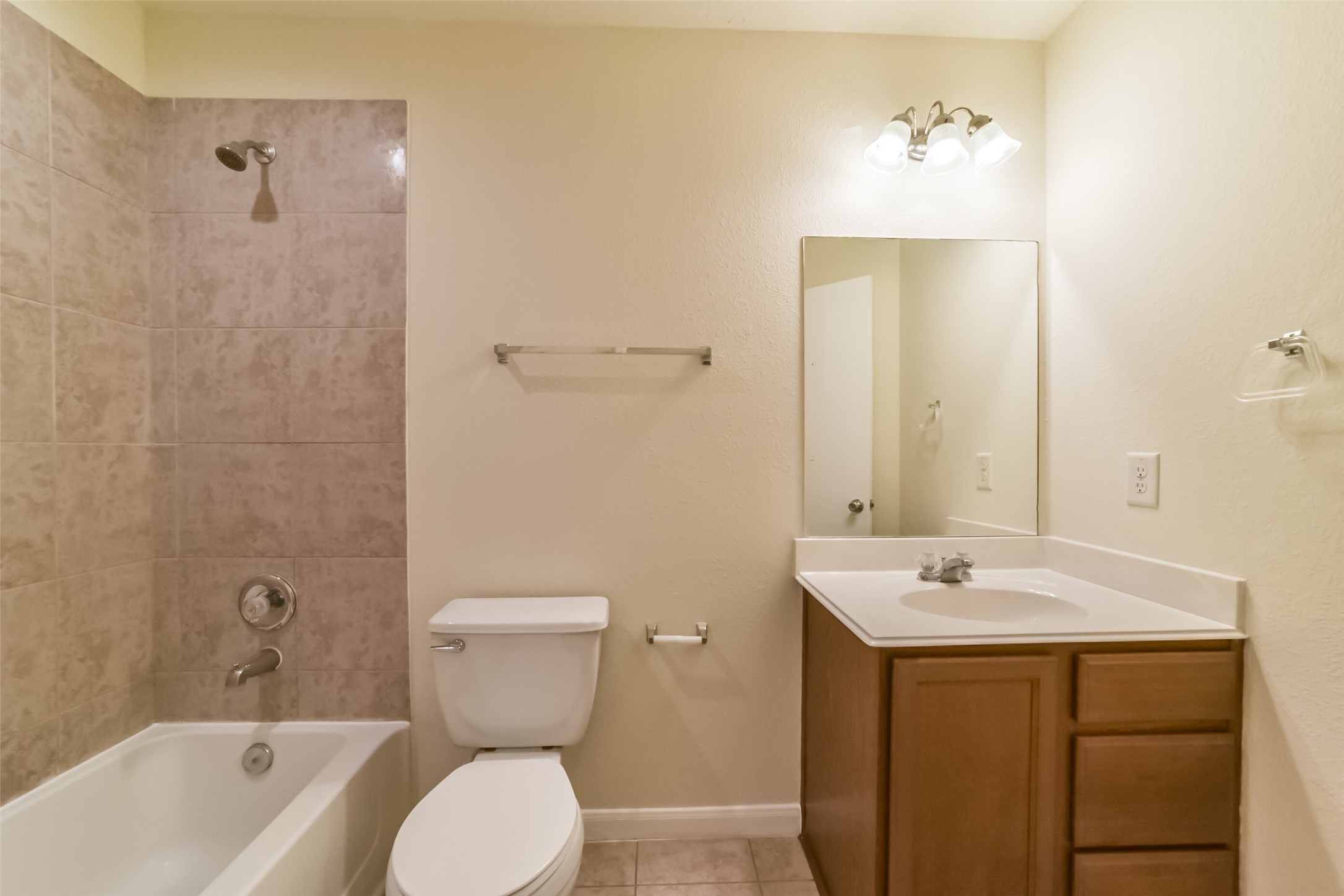 1231 Grassy View Drive Property Photo 22