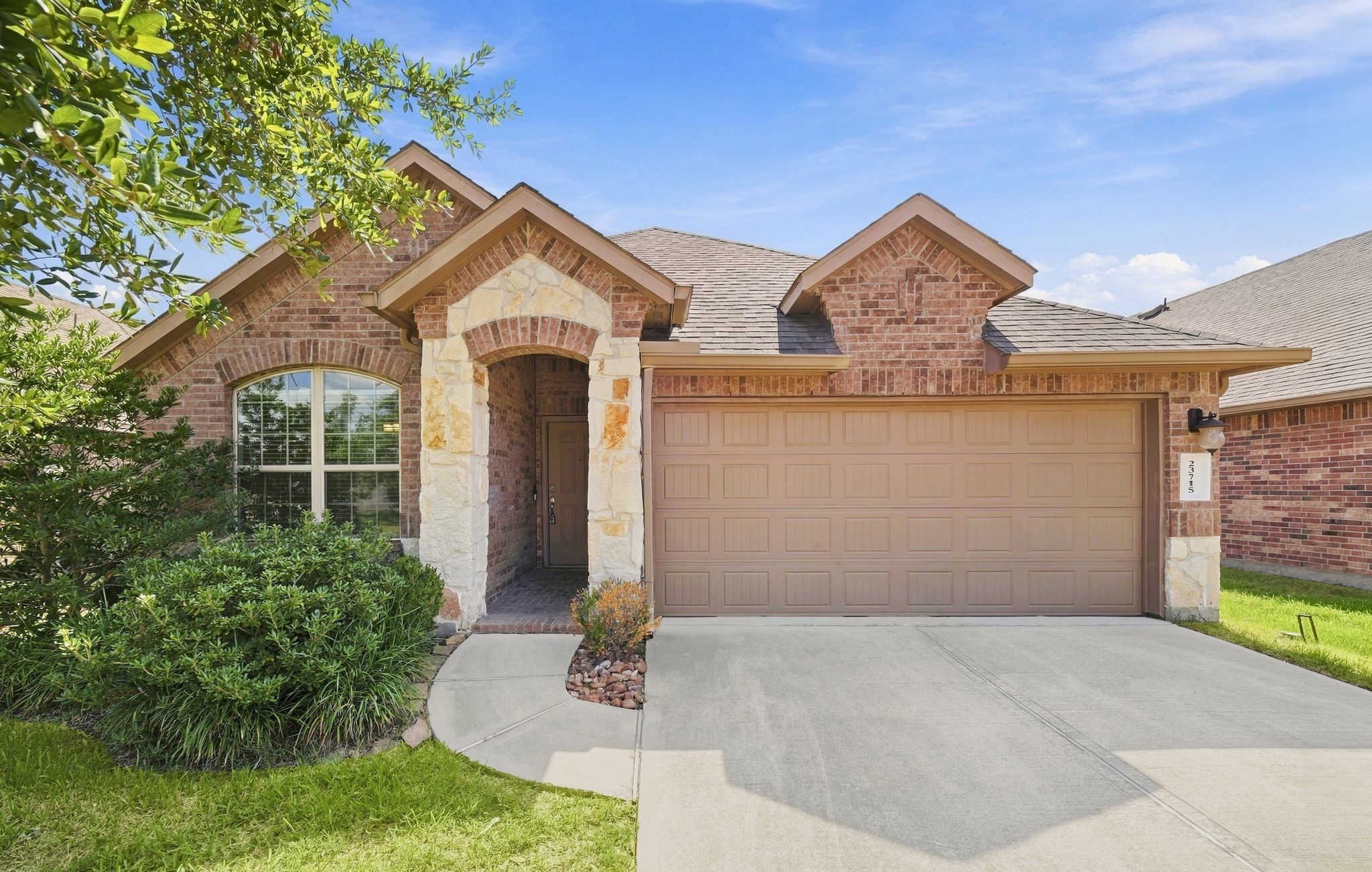 23715 Rivage Ridge Drive Property Photo 1