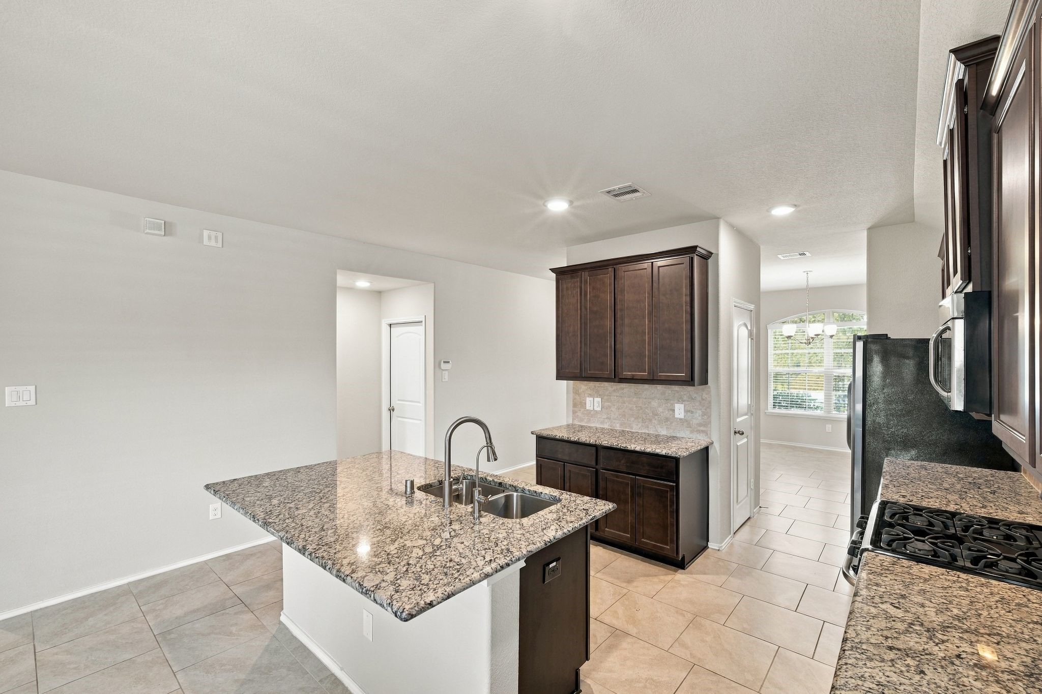23715 Rivage Ridge Drive Property Photo 10