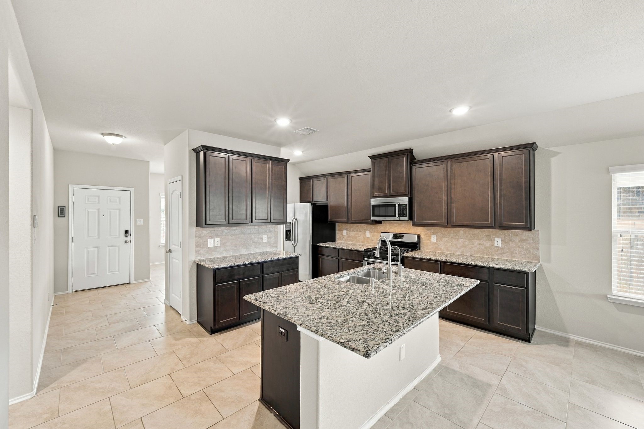 23715 Rivage Ridge Drive Property Photo 12