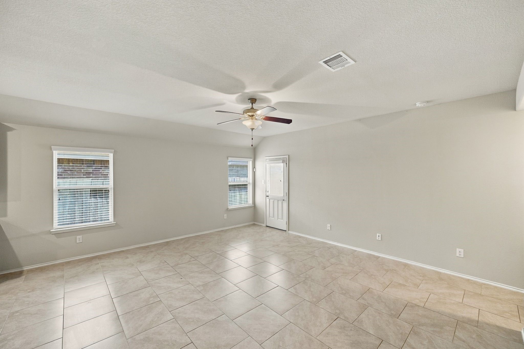 23715 Rivage Ridge Drive Property Photo 13