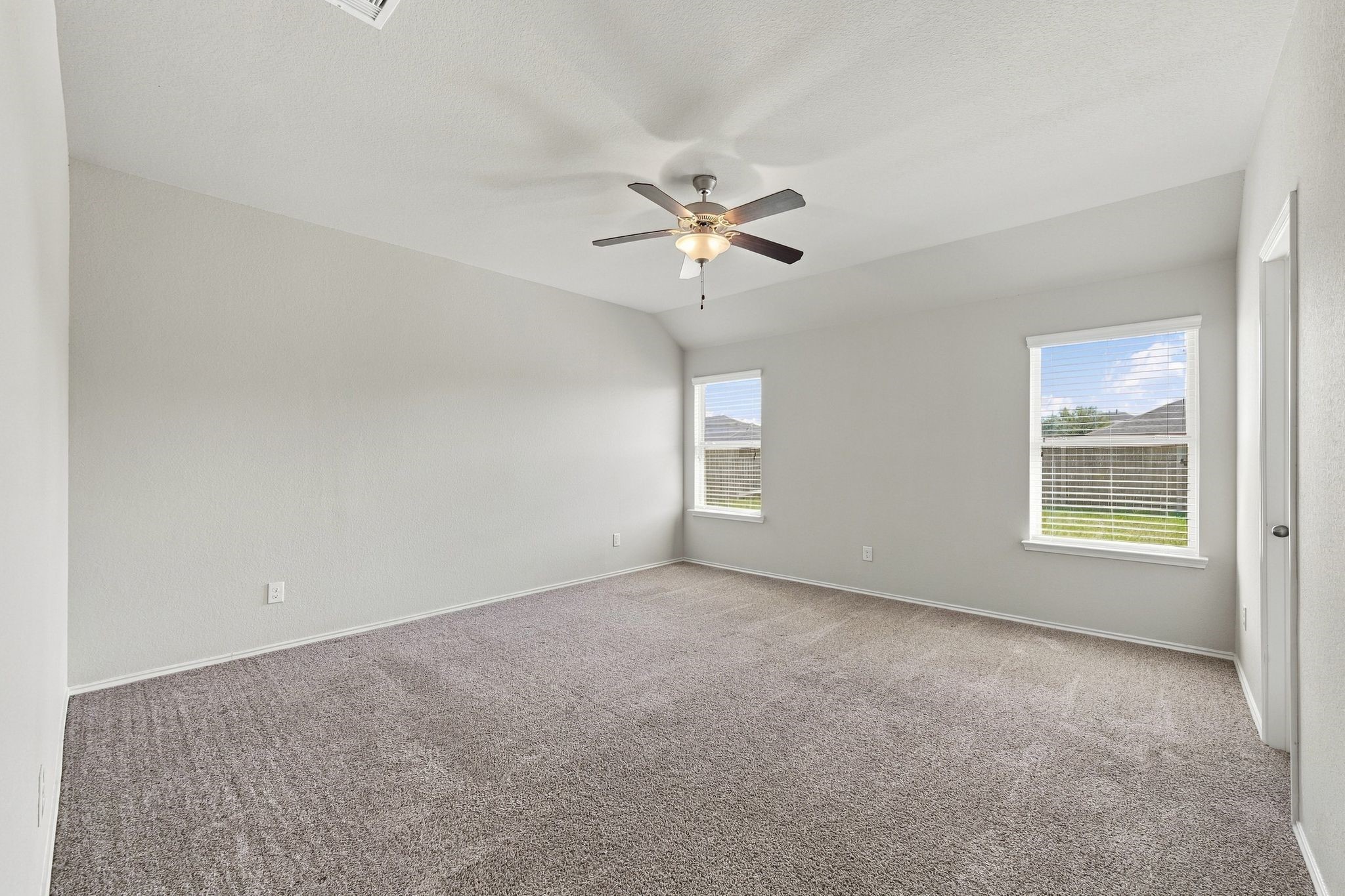 23715 Rivage Ridge Drive Property Photo 16