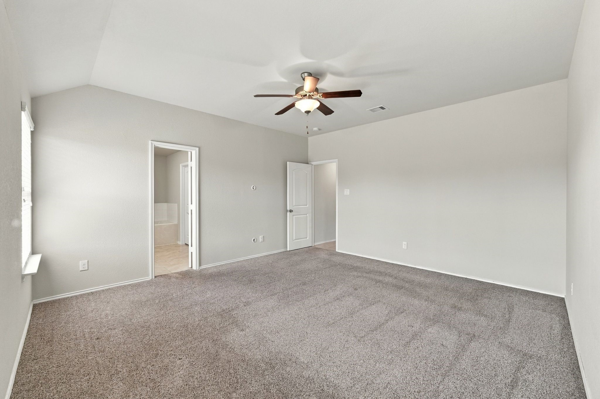 23715 Rivage Ridge Drive Property Photo 17
