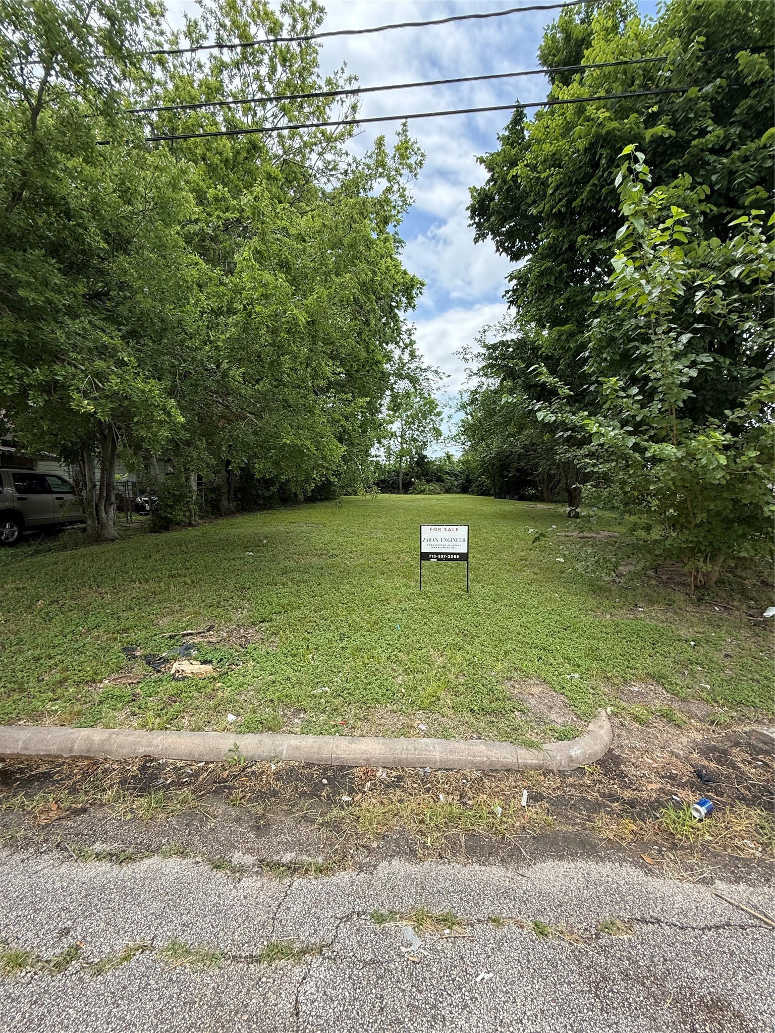 4612 Mayflower Street Property Photo 3