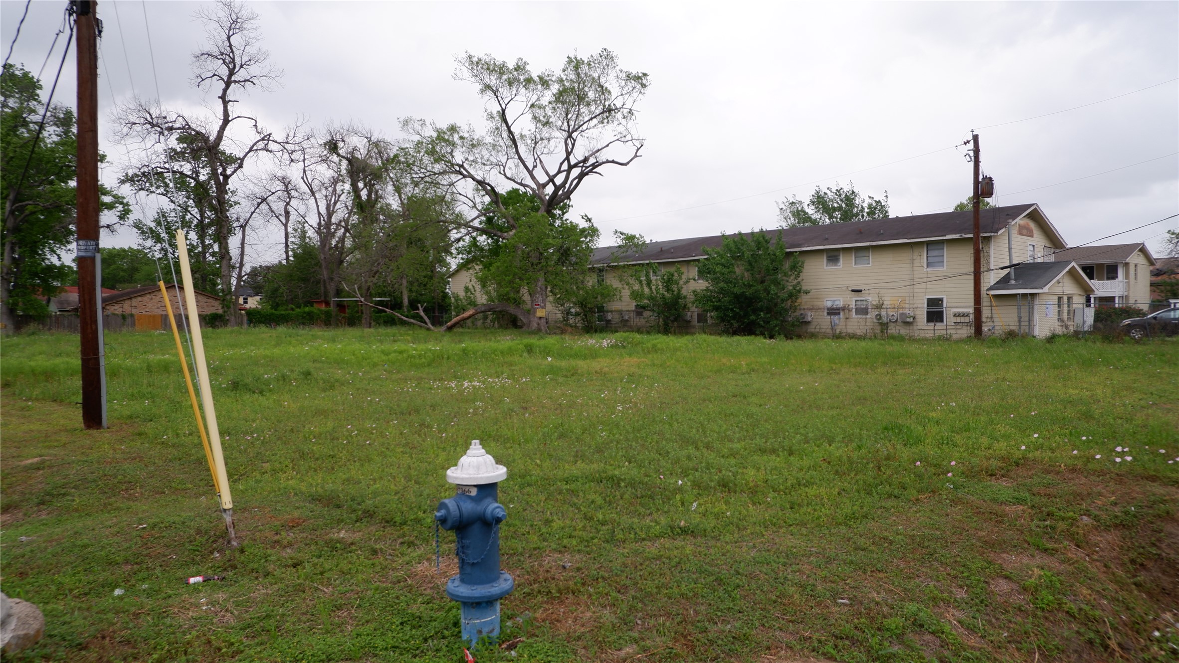 8910 Etta Street Property Photo 3