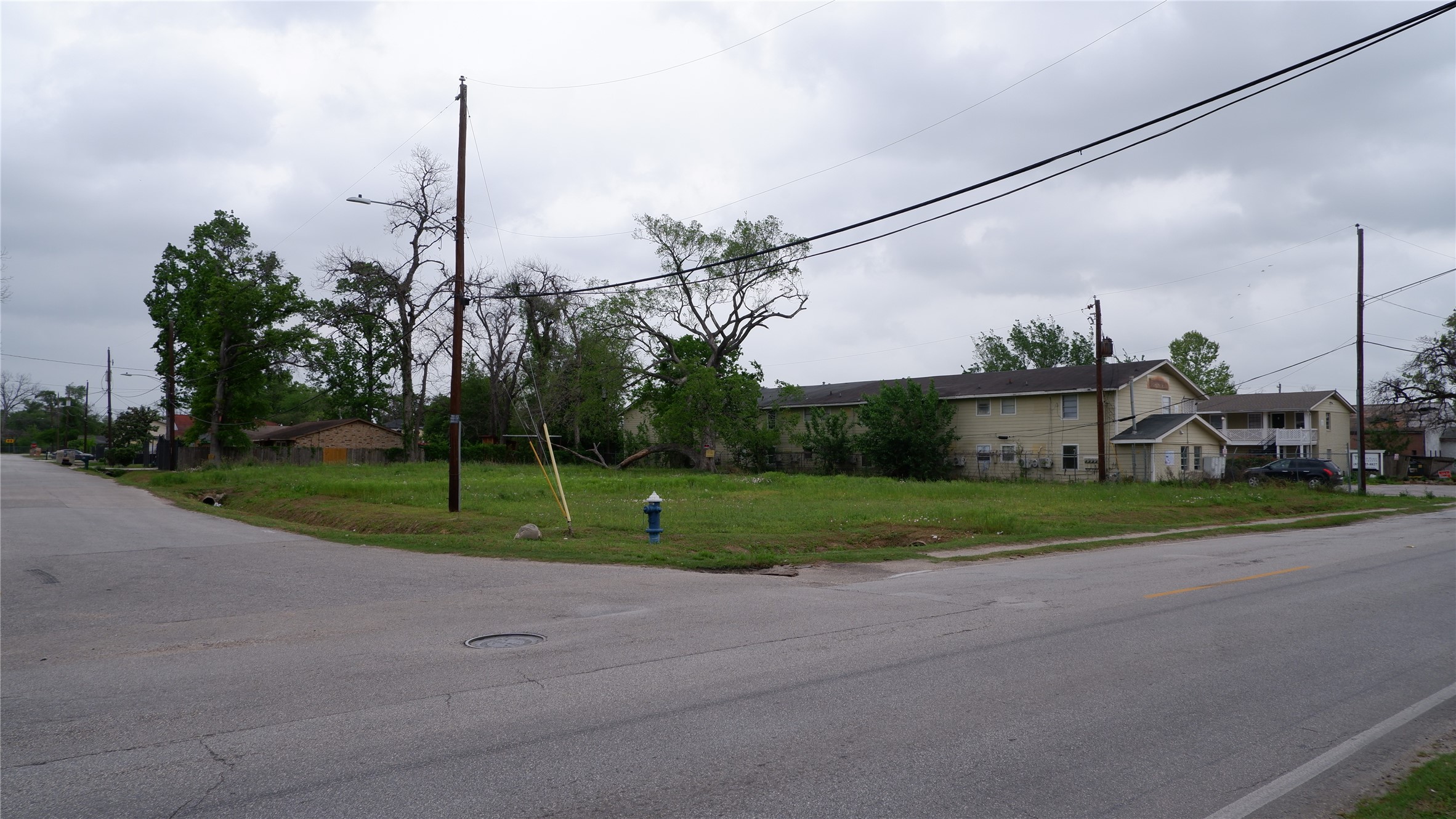 8910 Etta Street Property Photo 4