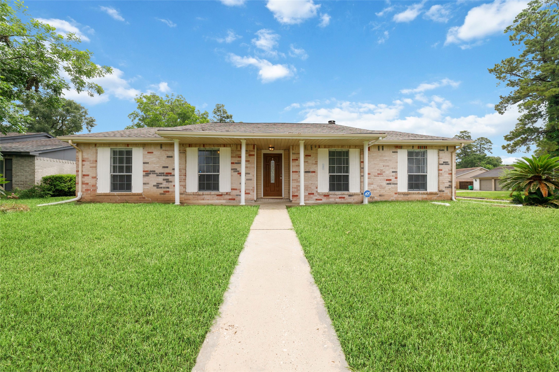 23802 Verngate Drive Property Photo 1