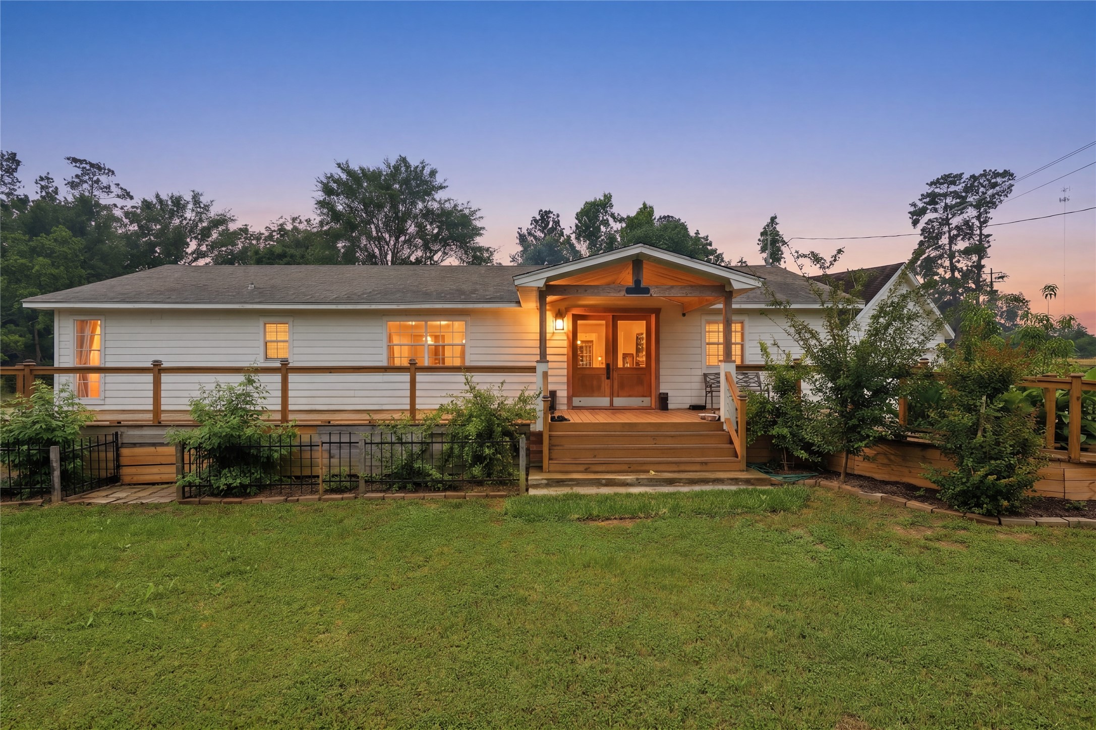 11596 Browder Traylor Road Property Photo 1
