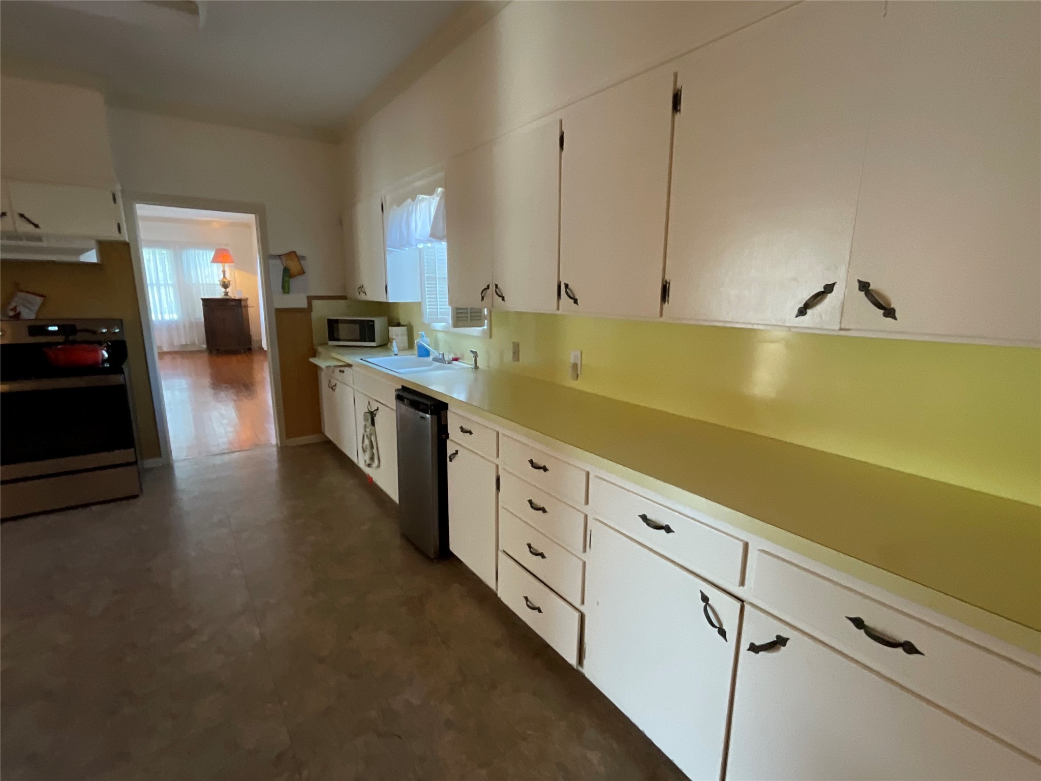 302 W French Street Property Photo 17