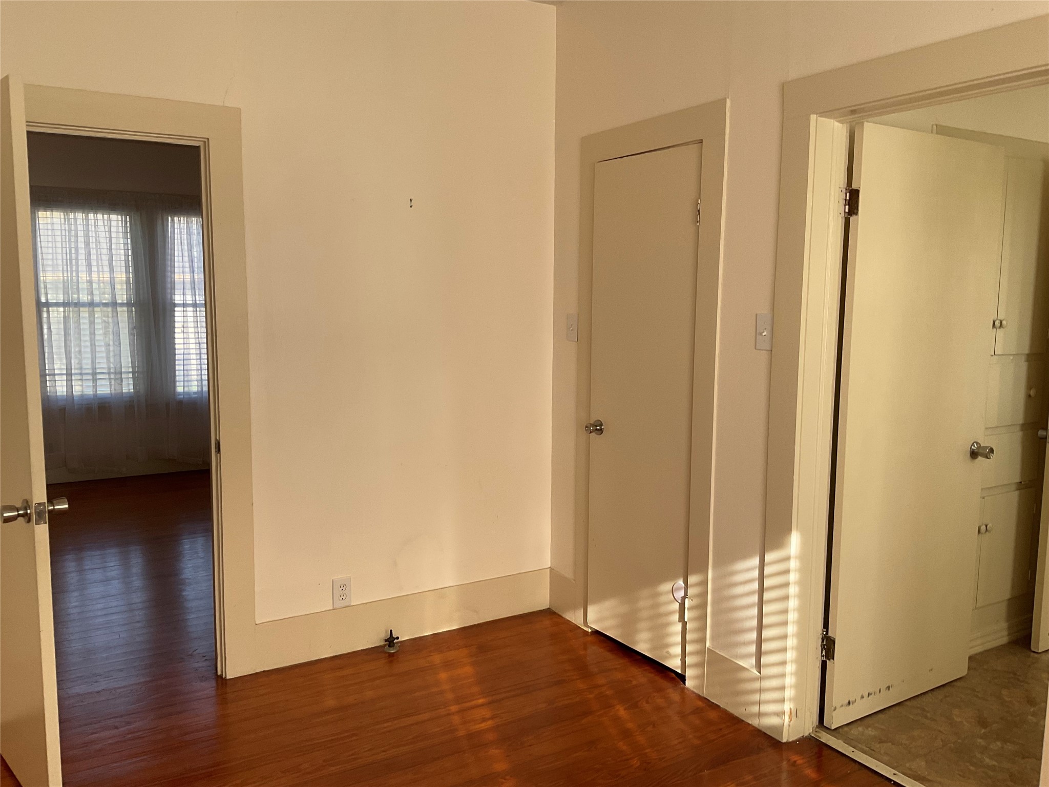 302 W French Street Property Photo 24
