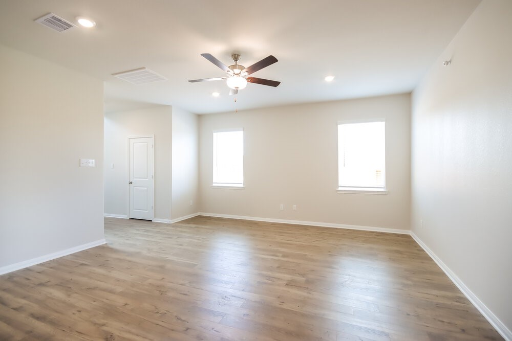 15558 Caramel Springs Drive Property Photo 4