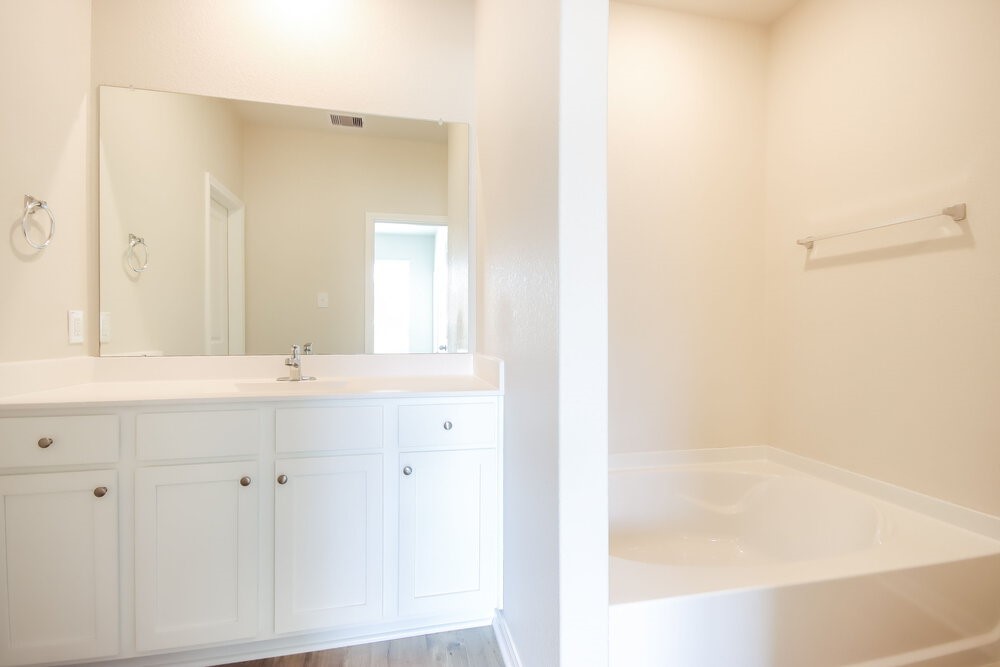 15558 Caramel Springs Drive Property Photo 12