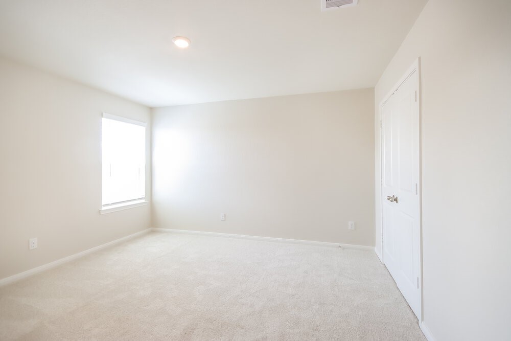 15558 Caramel Springs Drive Property Photo 14