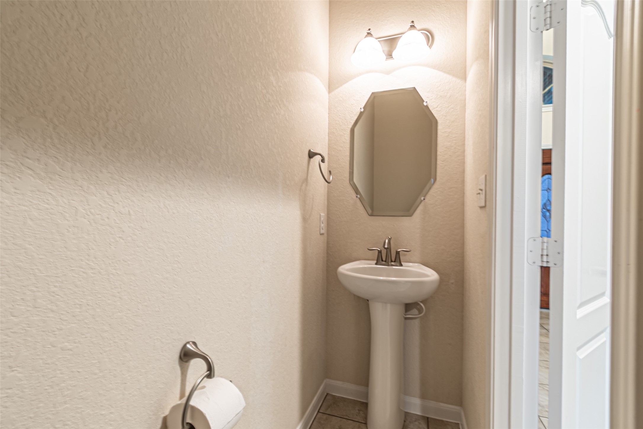 17626 Sauki Lane Property Photo 10