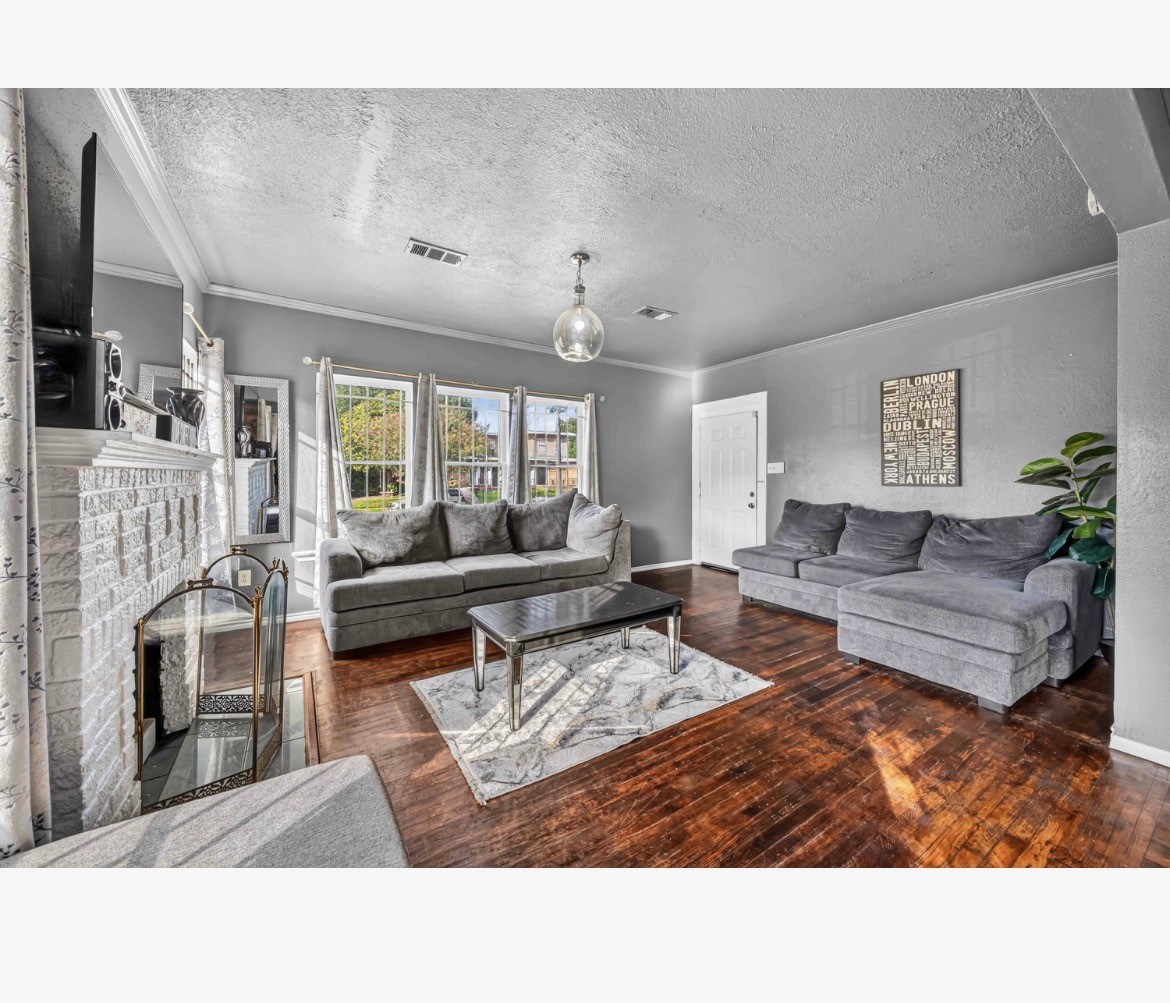 2512 Wheeler Street Property Photo 5