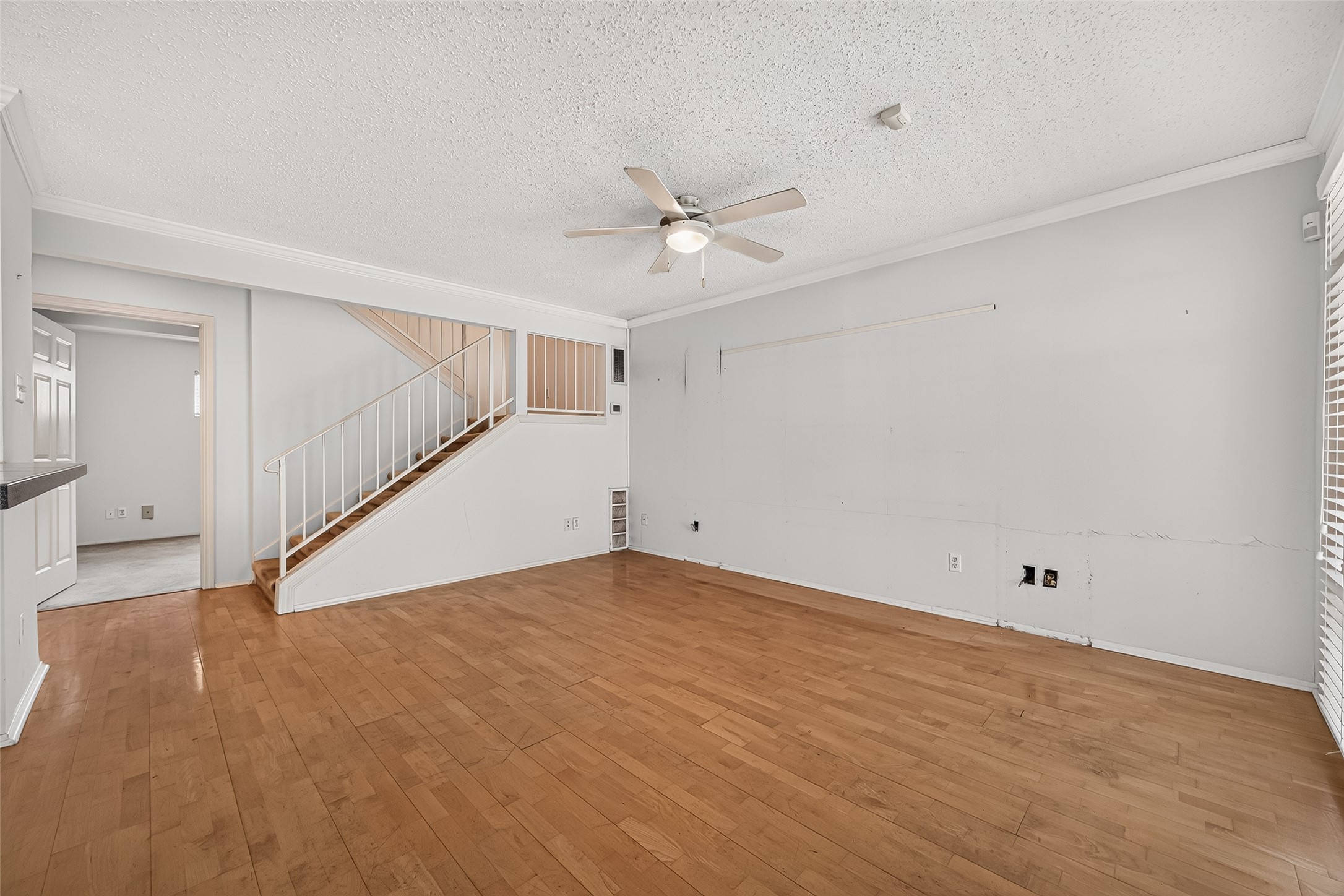 3502 Burlington Street 4 Property Photo 4