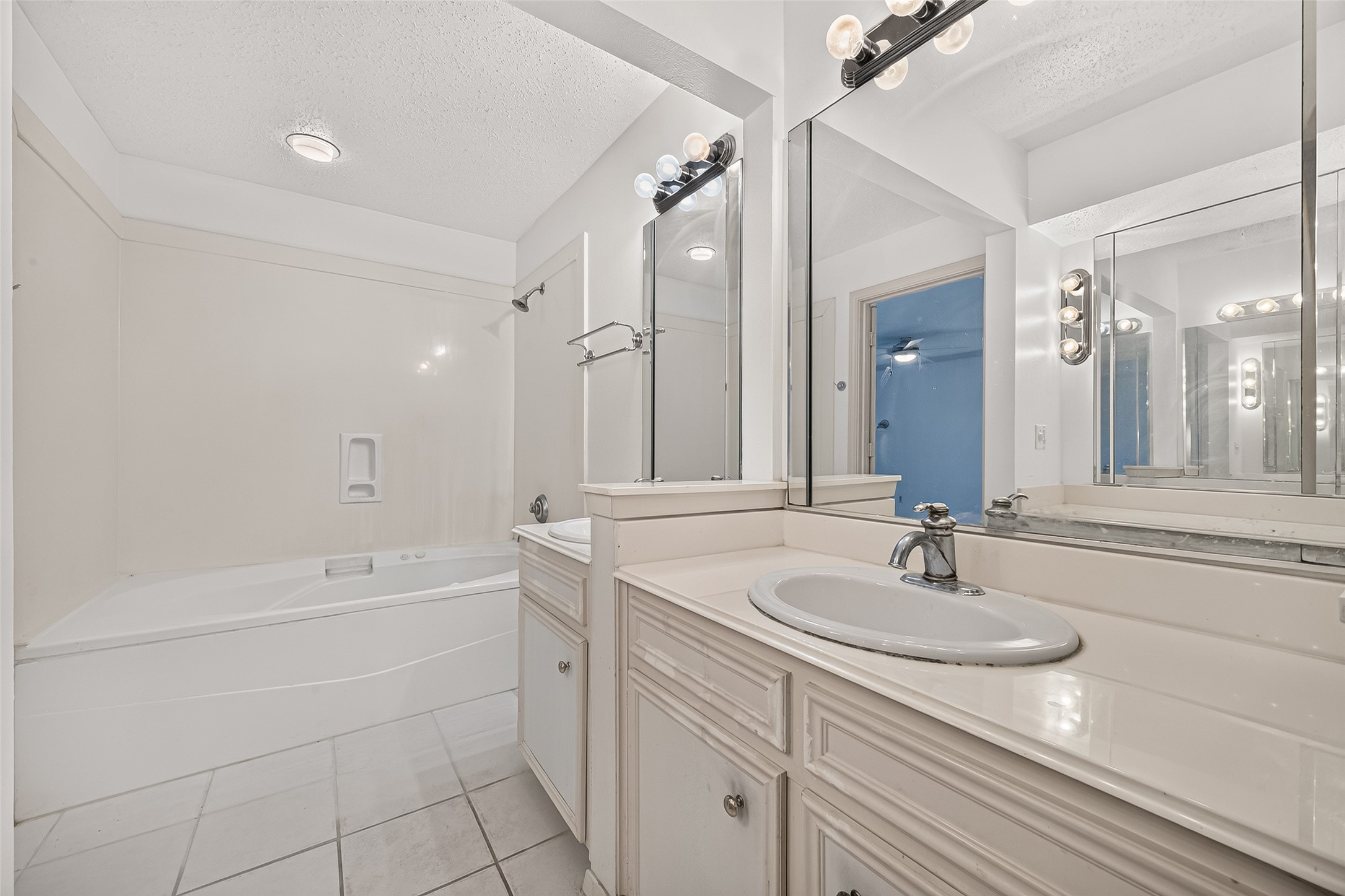 3502 Burlington Street 4 Property Photo 26