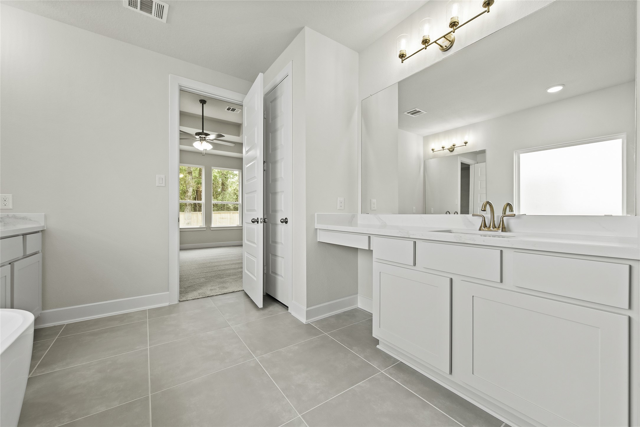 5219 Silk Petal Drive Property Photo 10