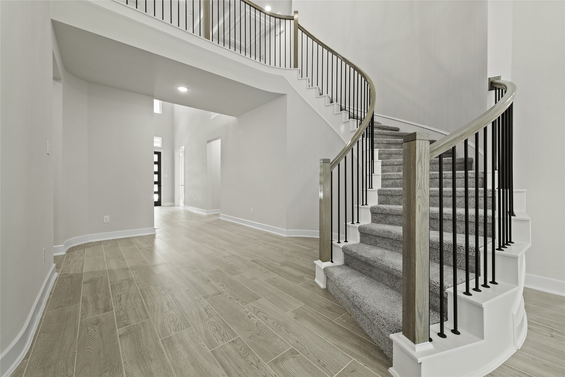 5219 Silk Petal Drive Property Photo 17