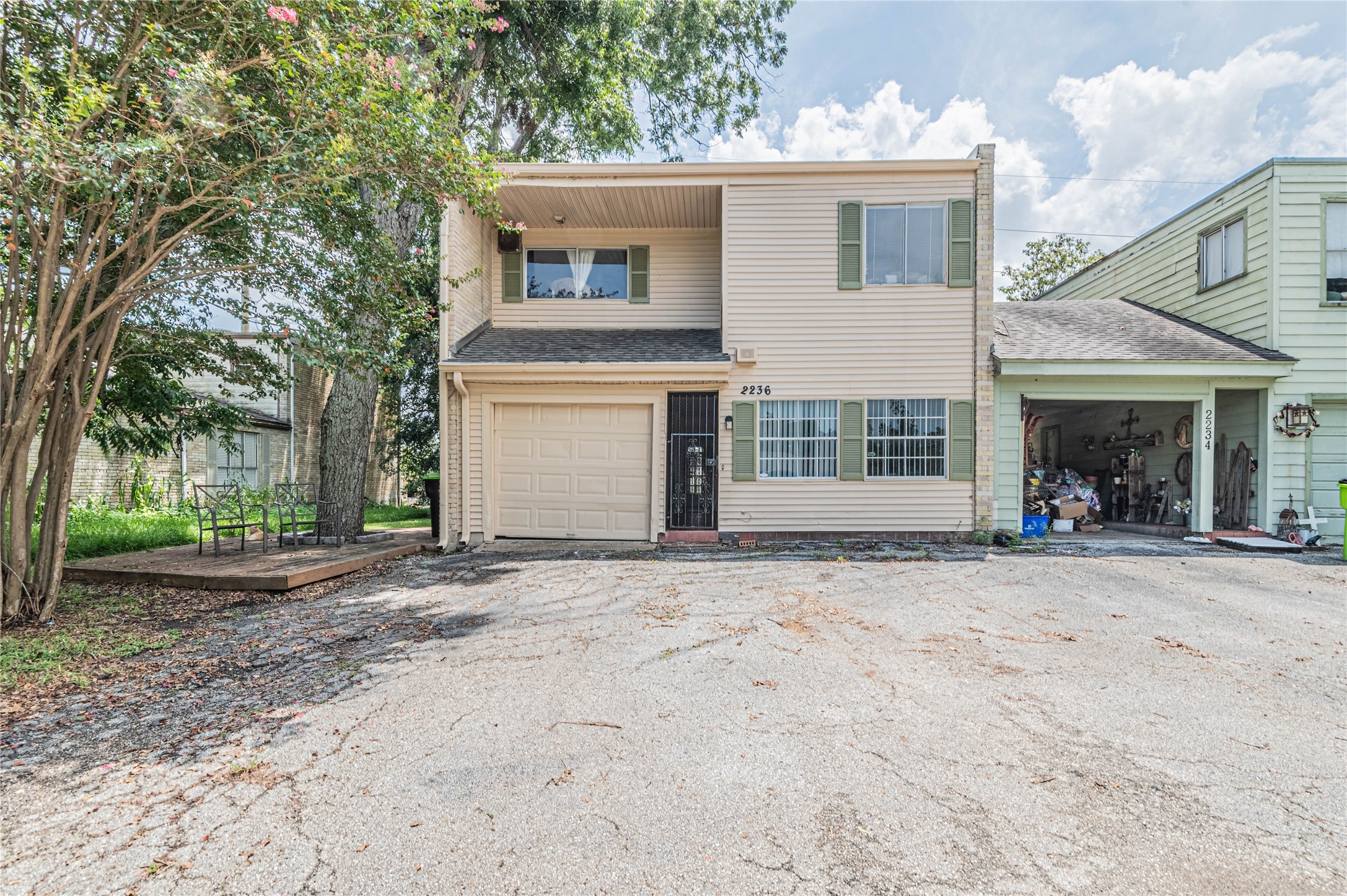 2236 Par Lane Property Photo 1