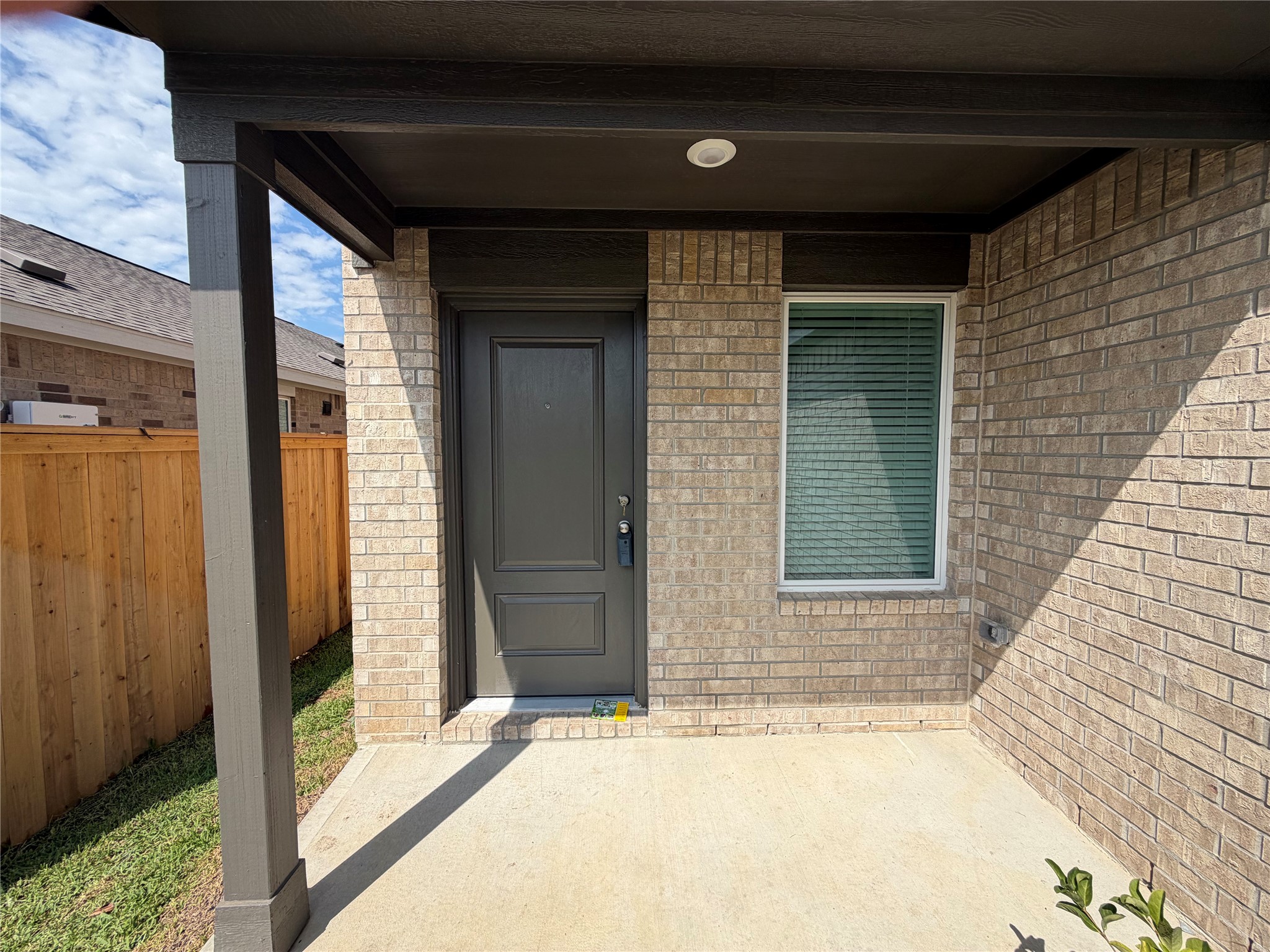 16815 Spotted Oak Drive Property Photo 5
